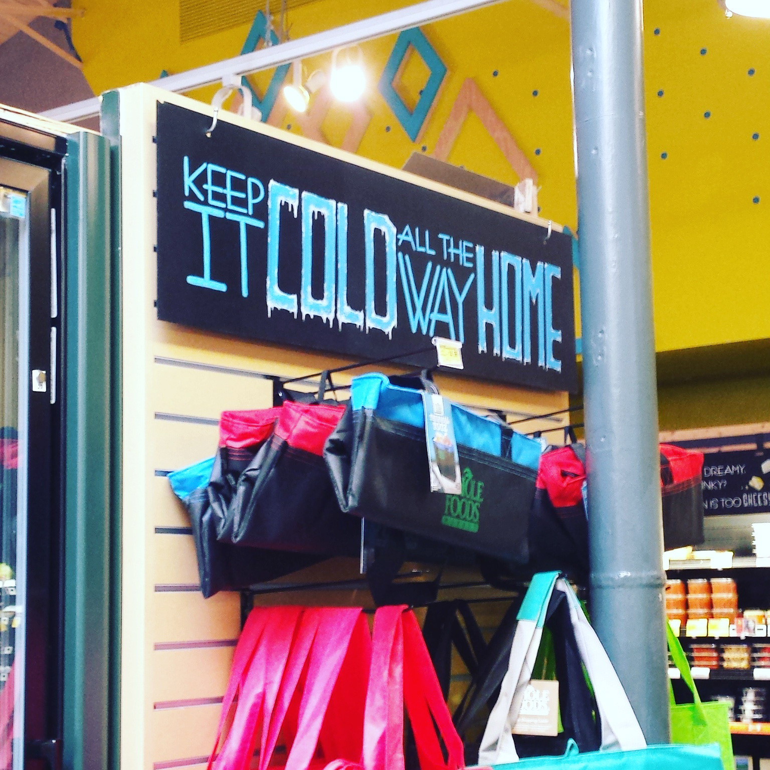 Callout chalk on aisle endcap