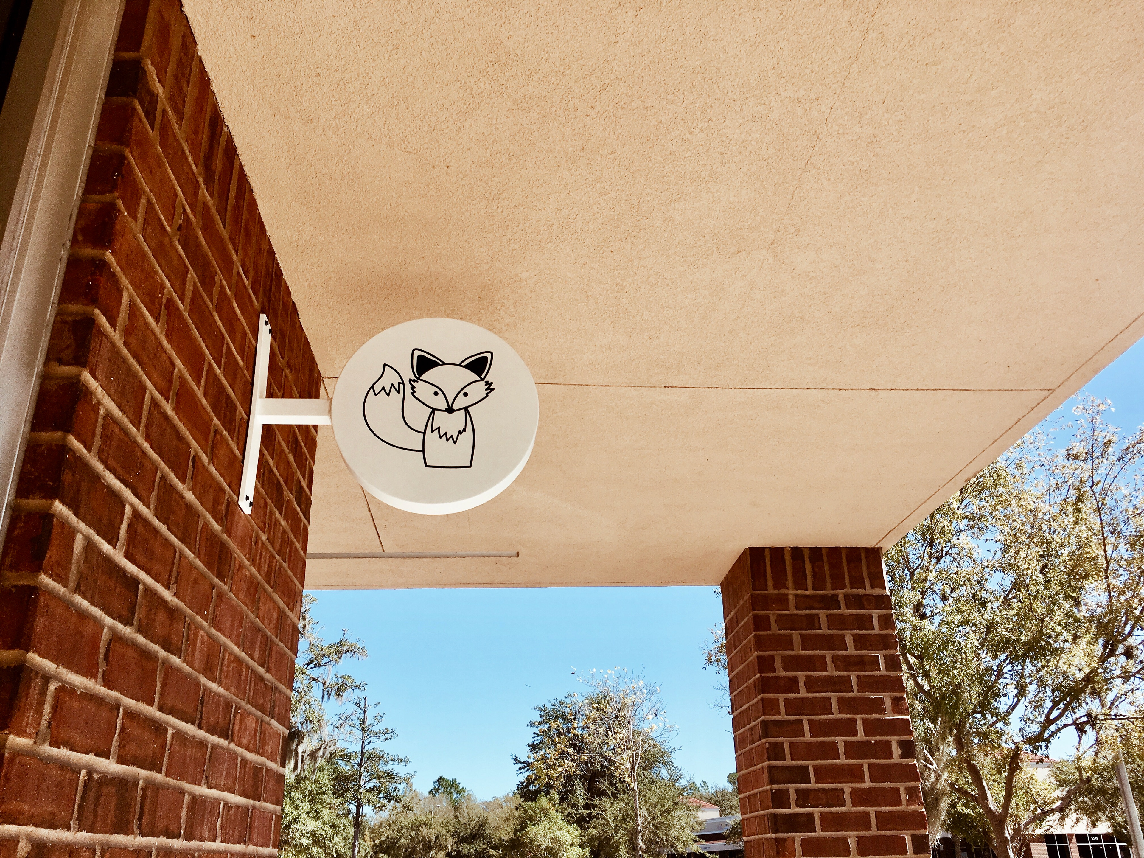 Frosty Fox logo sign