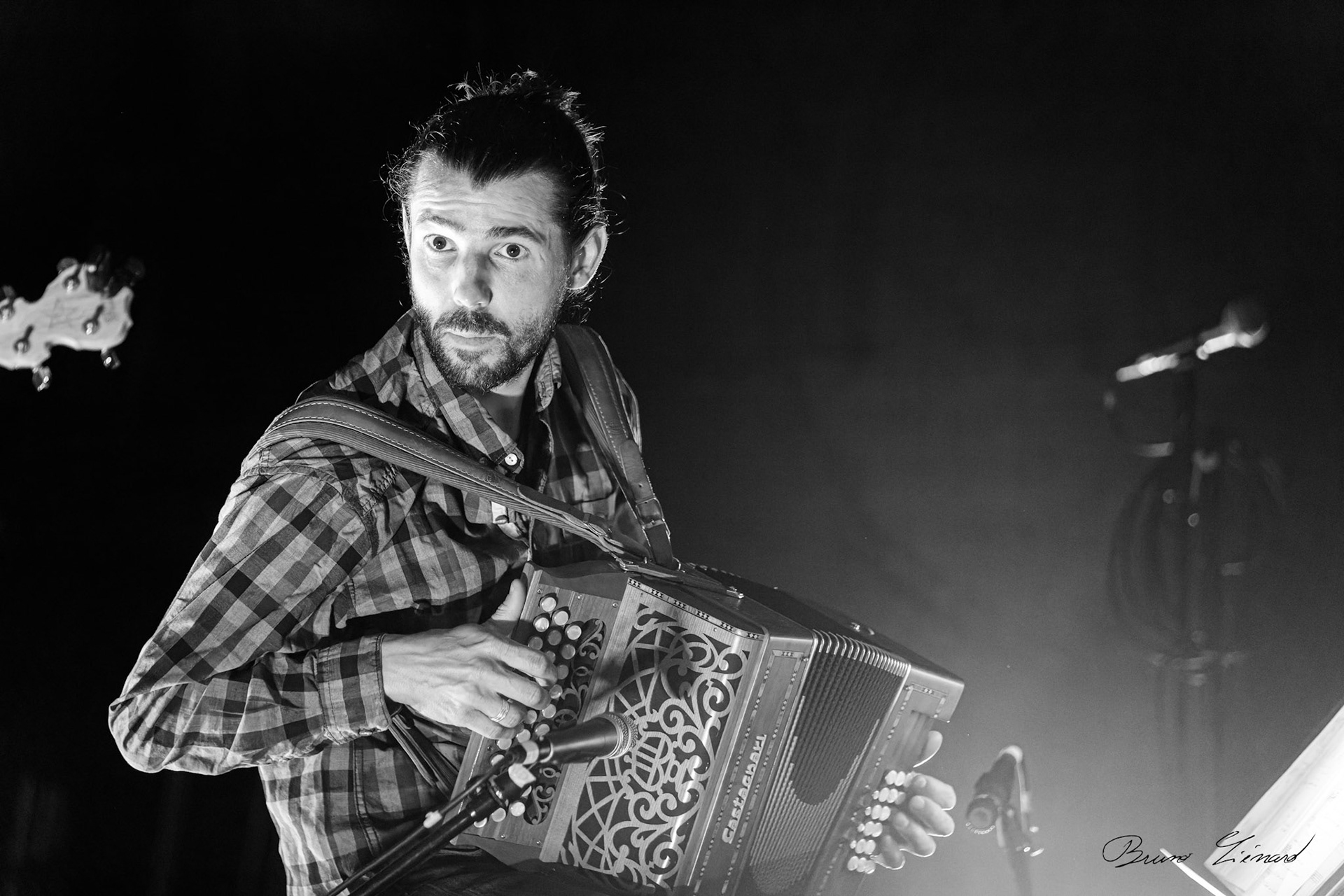 Trio MJC - Les écorcés vifs