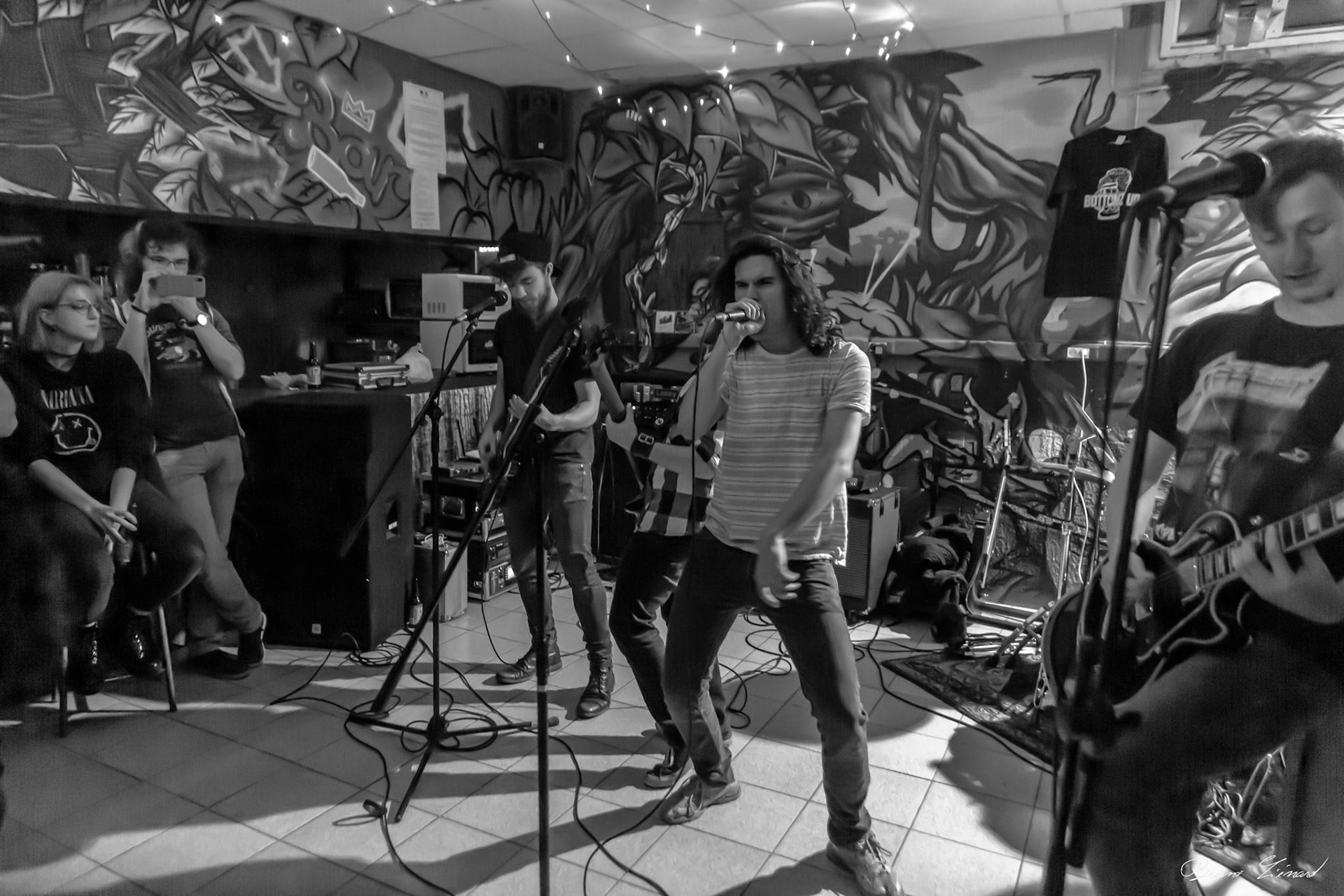 Bottomz Up à Phi-Sciences