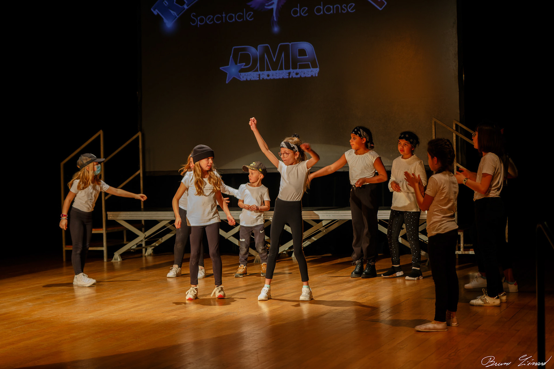 Répétitions Danse Moderne Academy