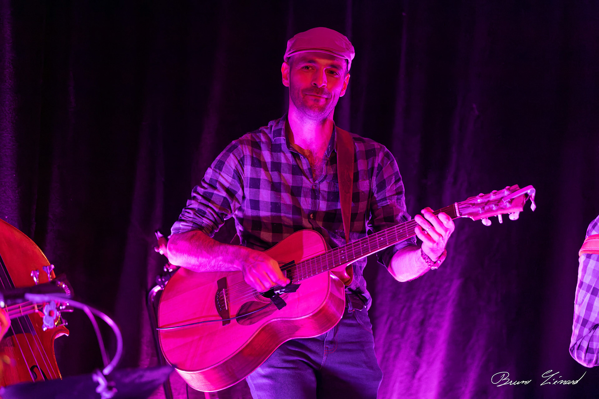 Trio MJC - Les écorcés vifs