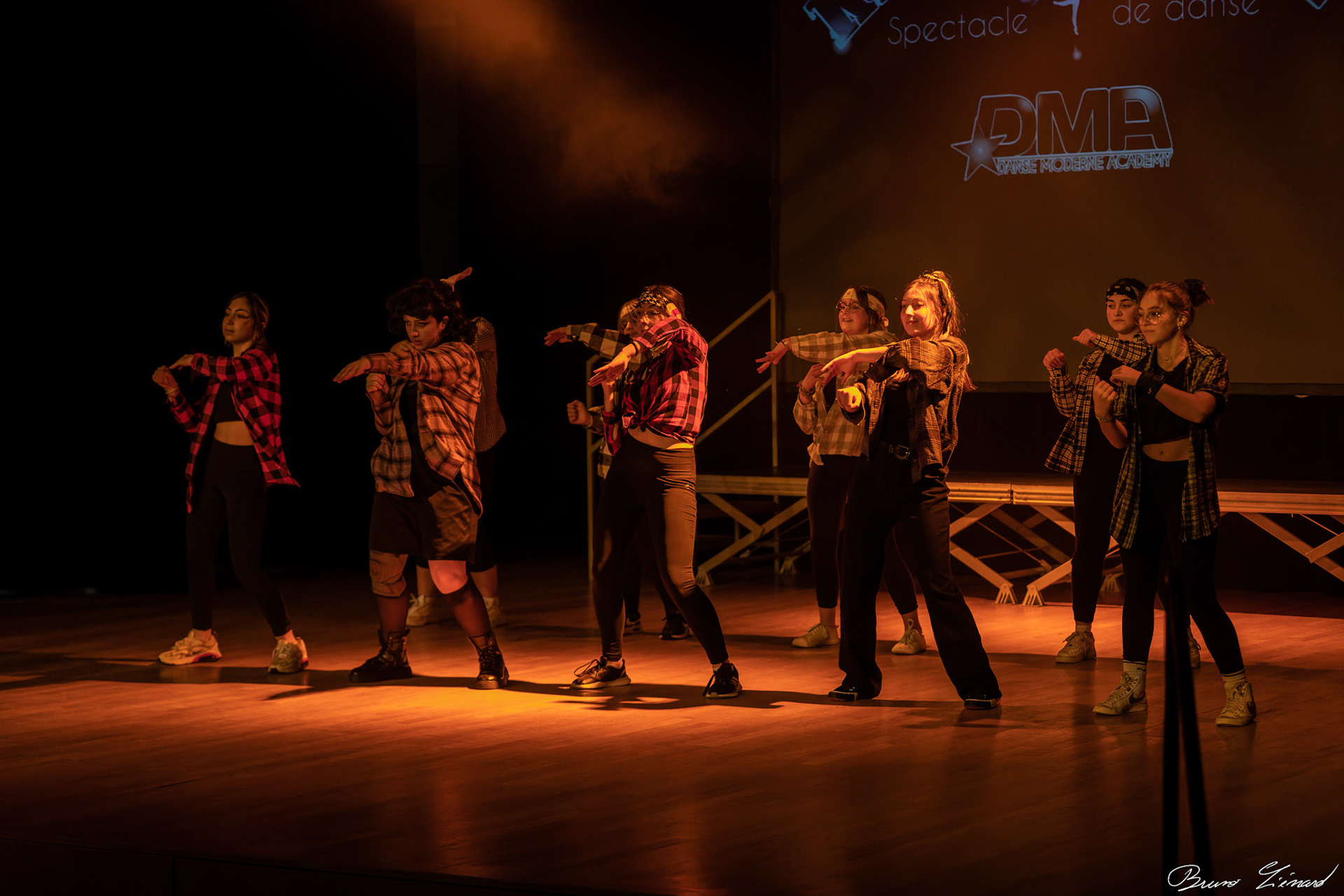 Répétitions Danse Moderne Academy