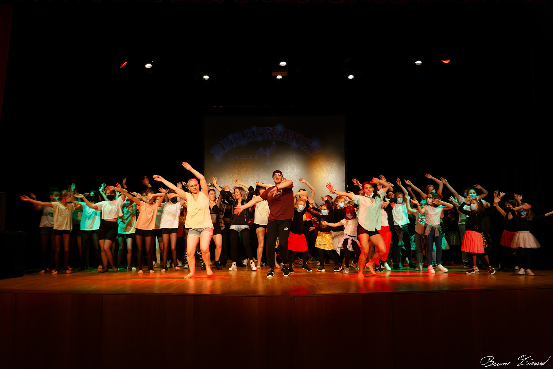 Répétitions Danse Moderne Academy