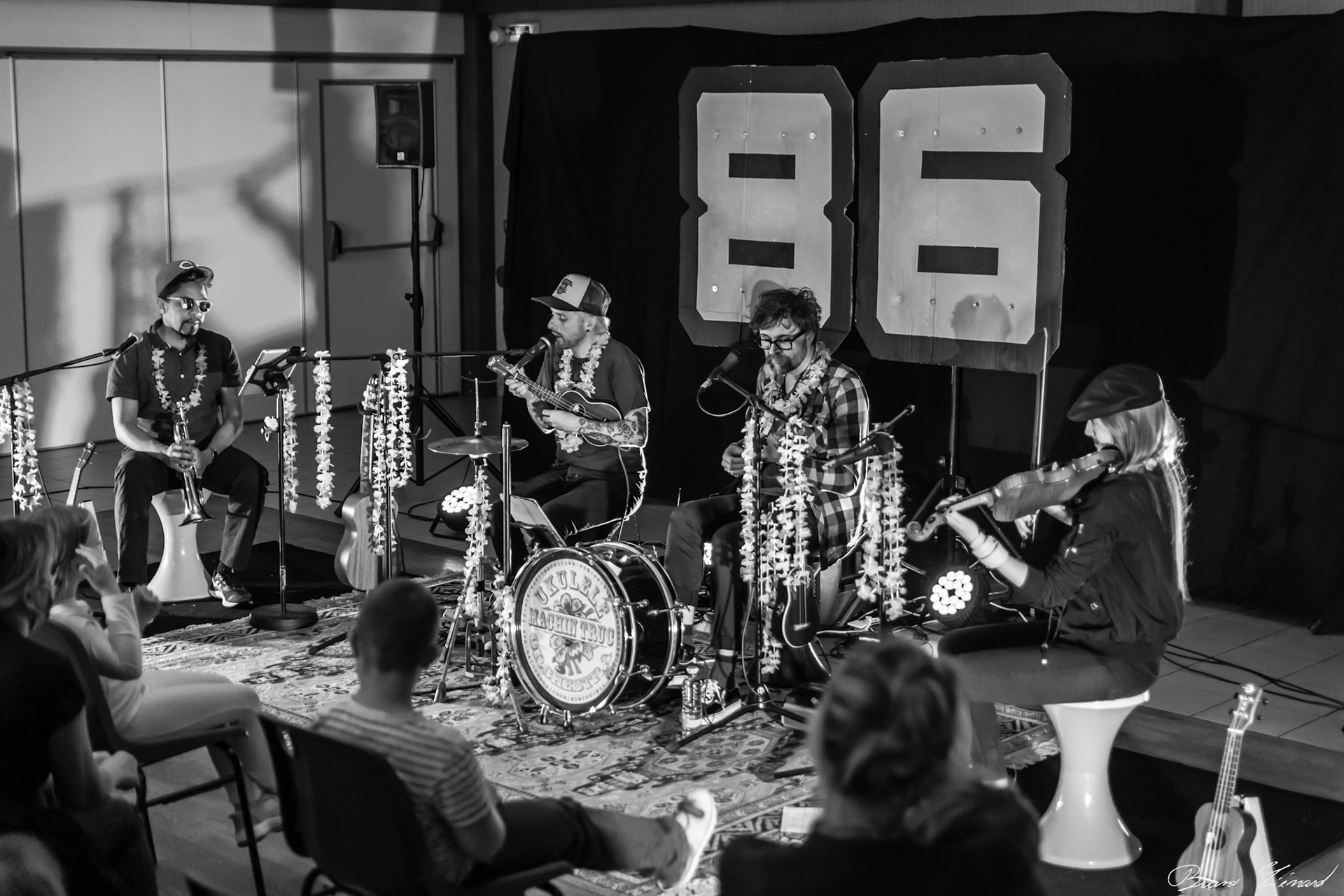 Ukulélé Machin Truc Orchestra