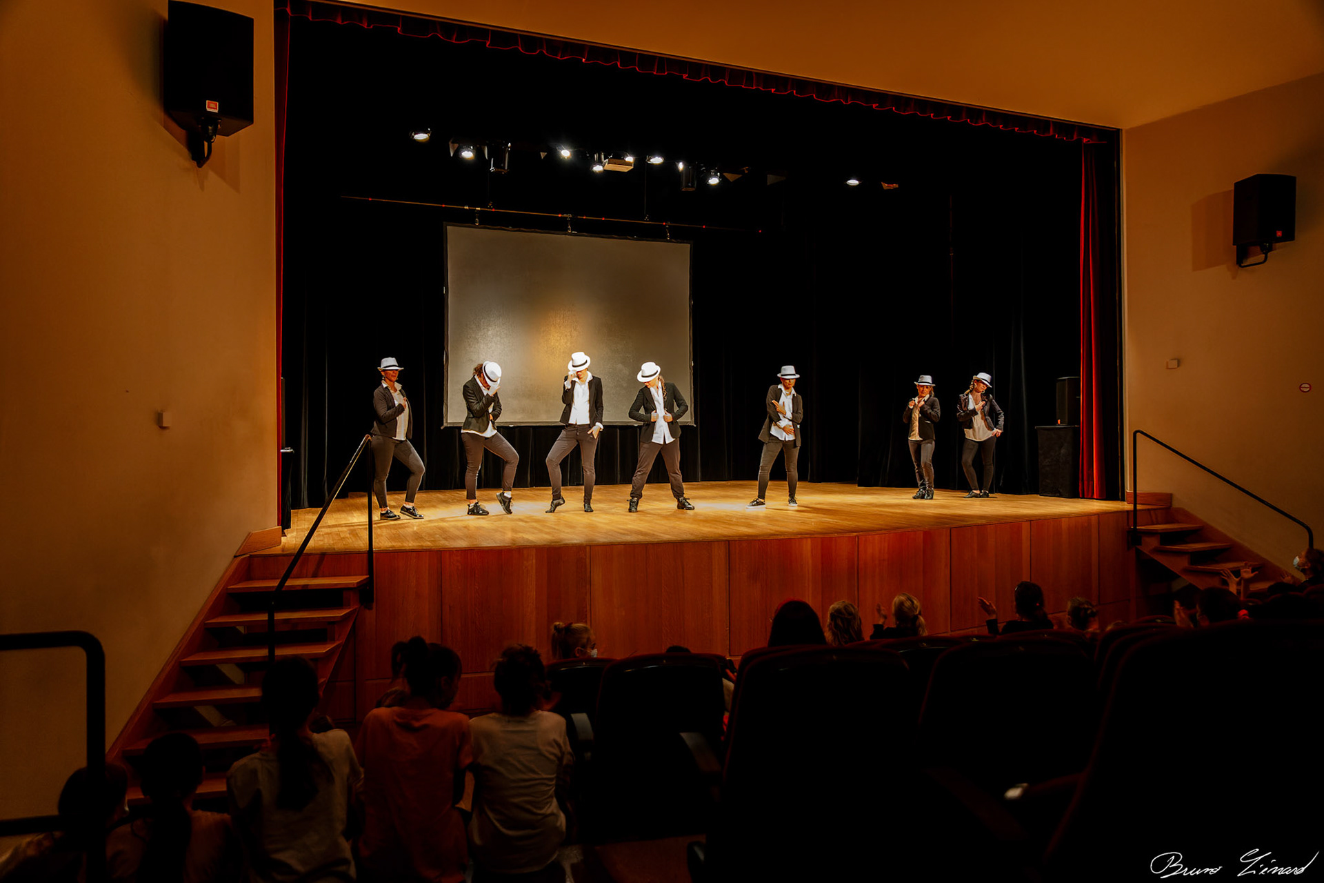 Répétitions Danse Moderne Academy