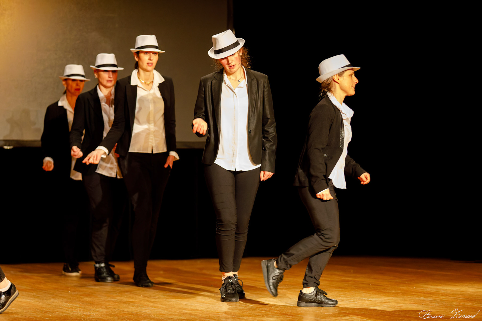 Répétitions Danse Moderne Academy