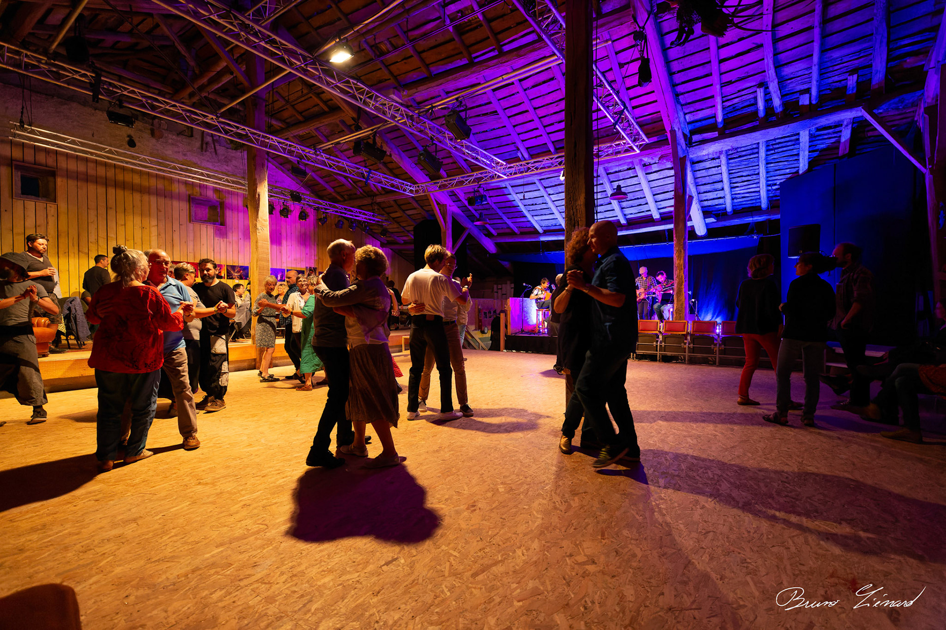 Trio MJC - Les écorcés vifs