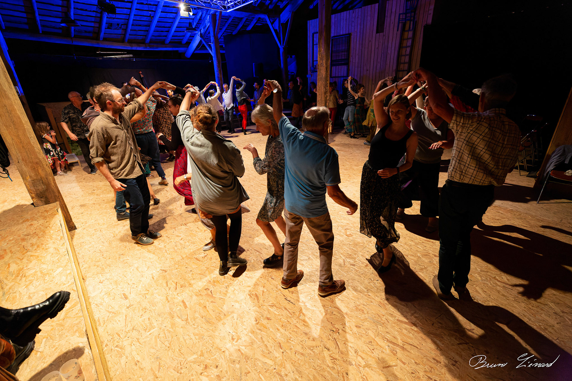 Trio MJC - Les écorcés vifs