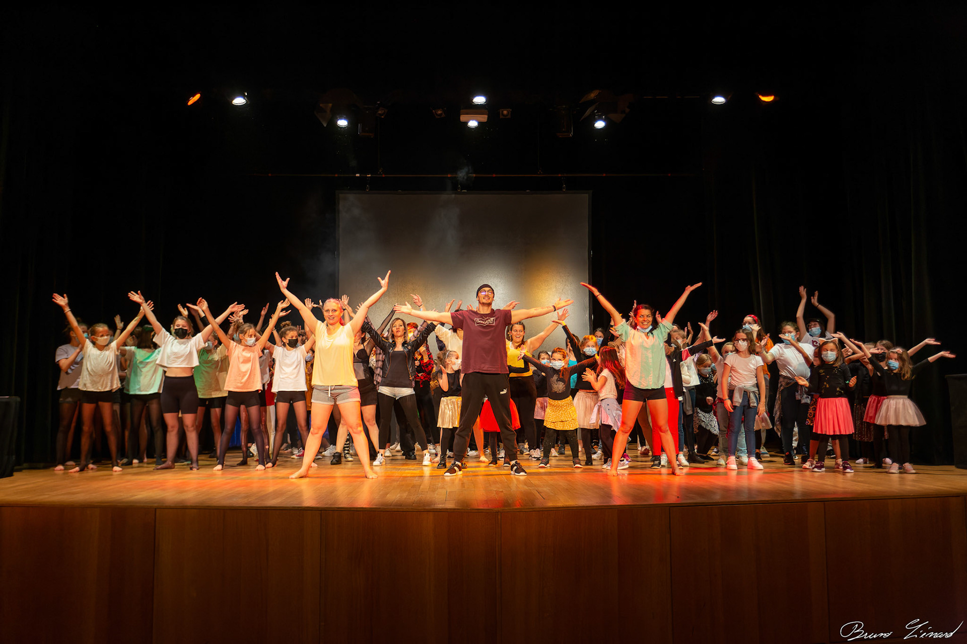 Répétitions Danse Moderne Academy