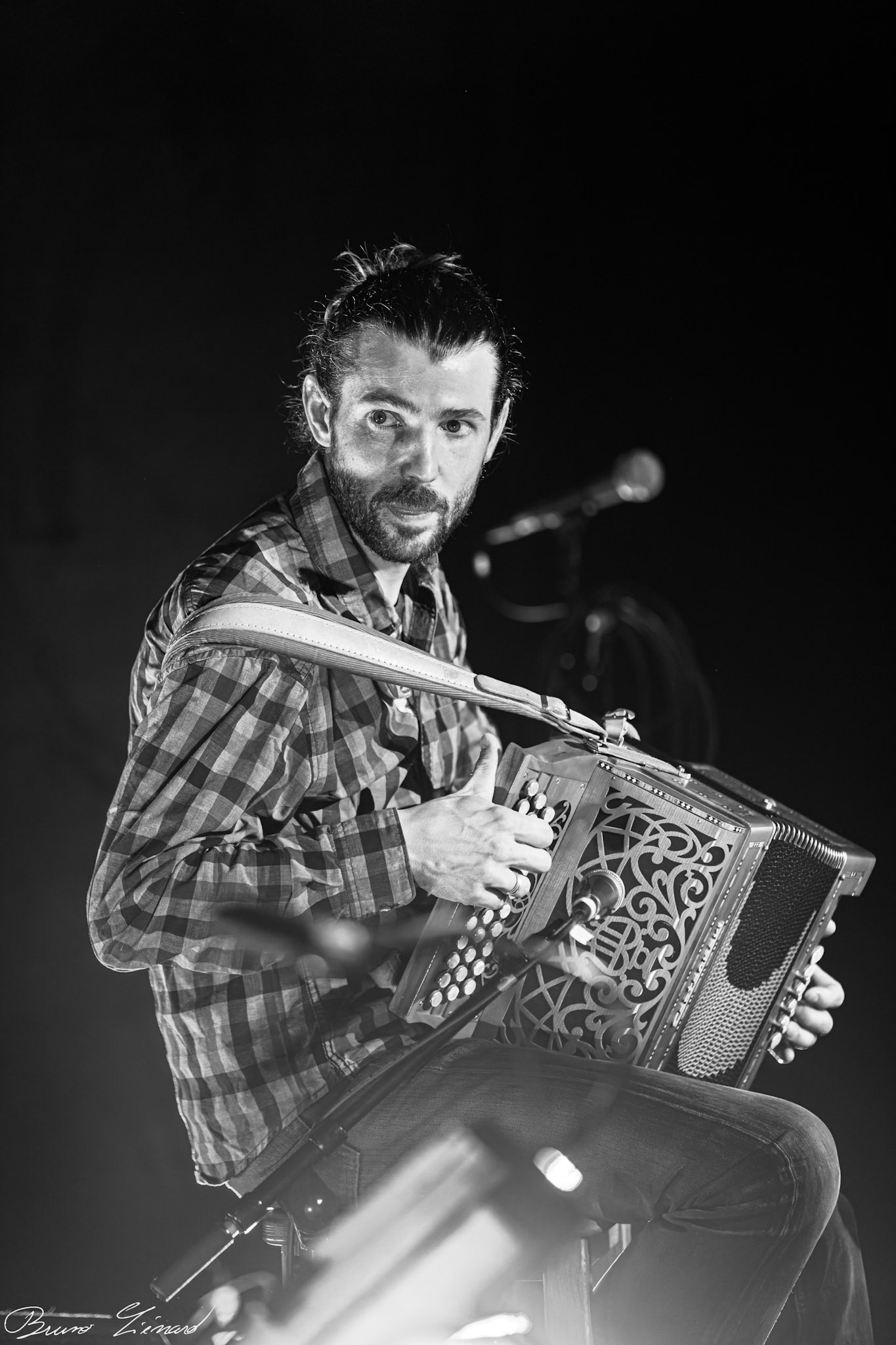 Trio MJC - Les écorcés vifs