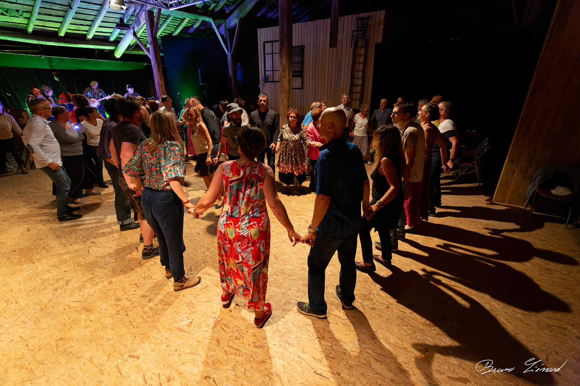 Trio MJC - Les écorcés vifs