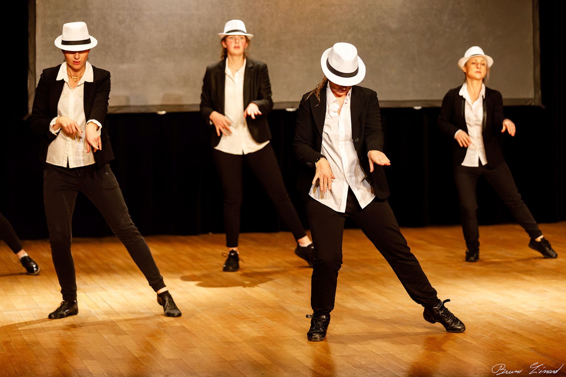 Répétitions Danse Moderne Academy