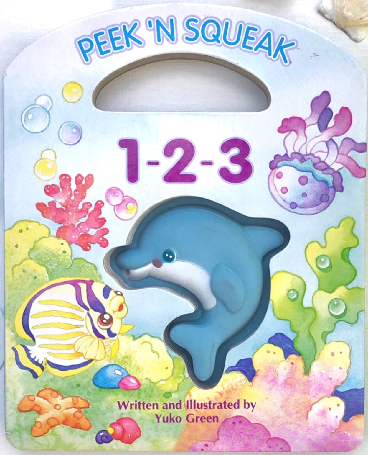 1-2-3 PeekʻN Squeak, written and illustrated by Yuko Green. Island Heritage Publishing, HI 2005