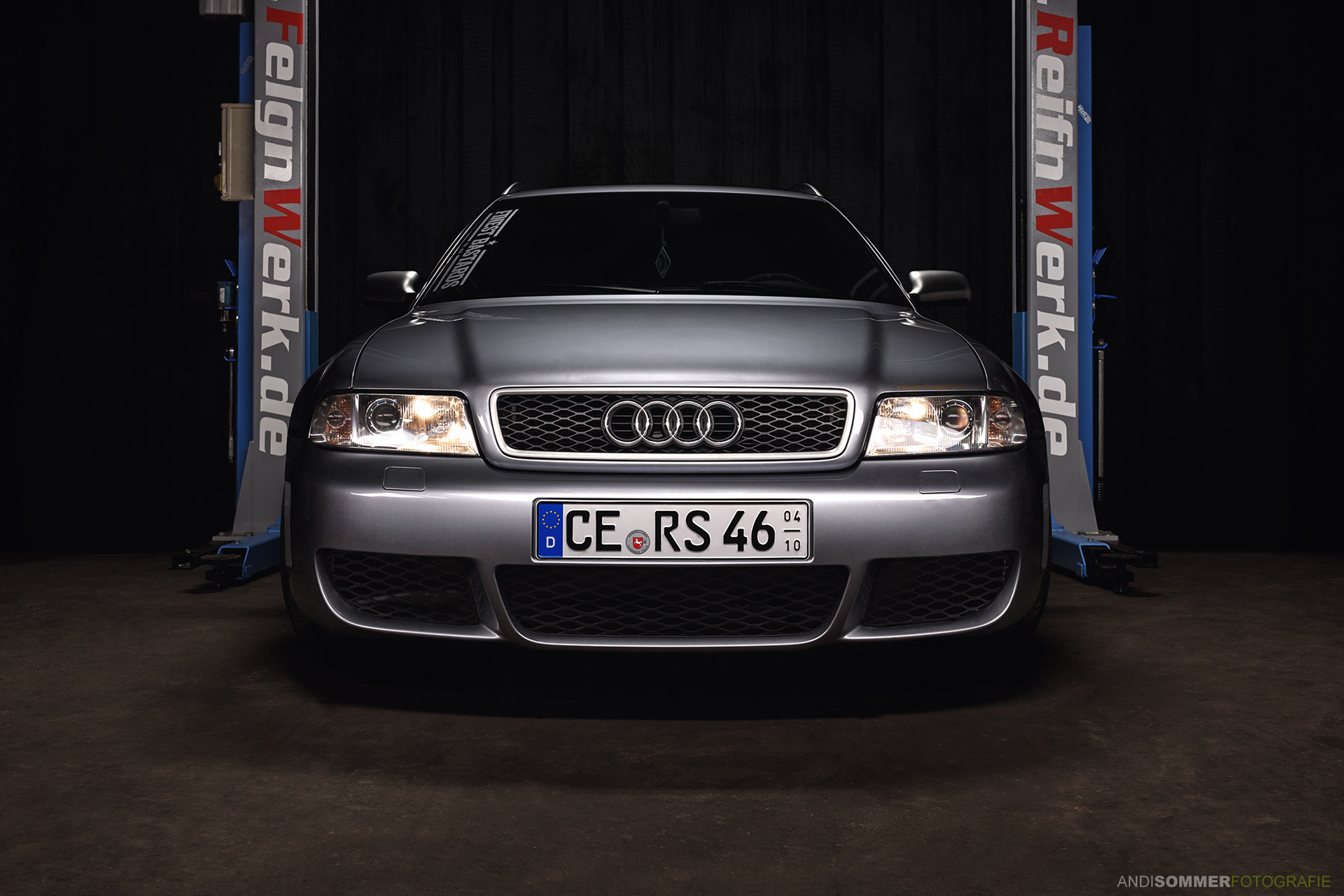 Audi RS4 Avant (B5)