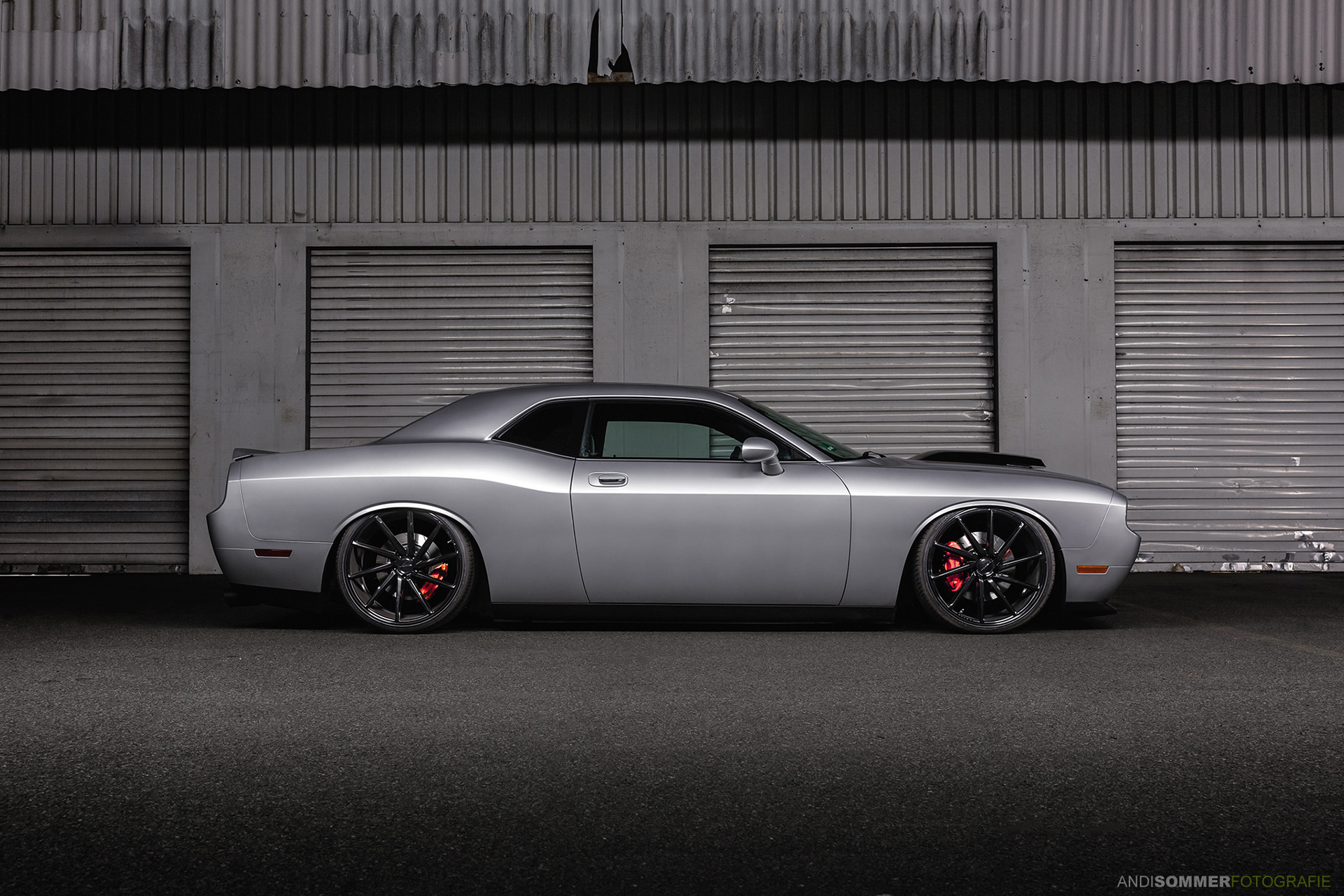 Dodge Challenger 6.1 HEMI SRT8