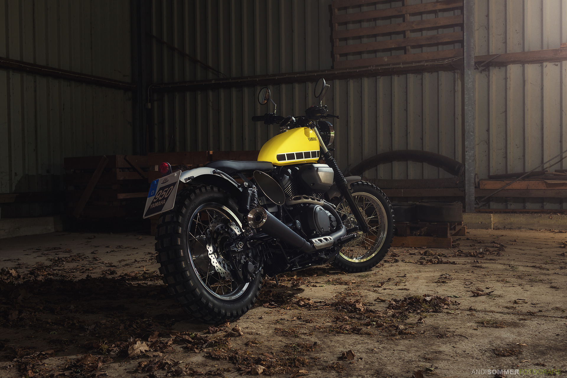 Yamaha XV950 'Tracker'-Umbau von Team Voiges