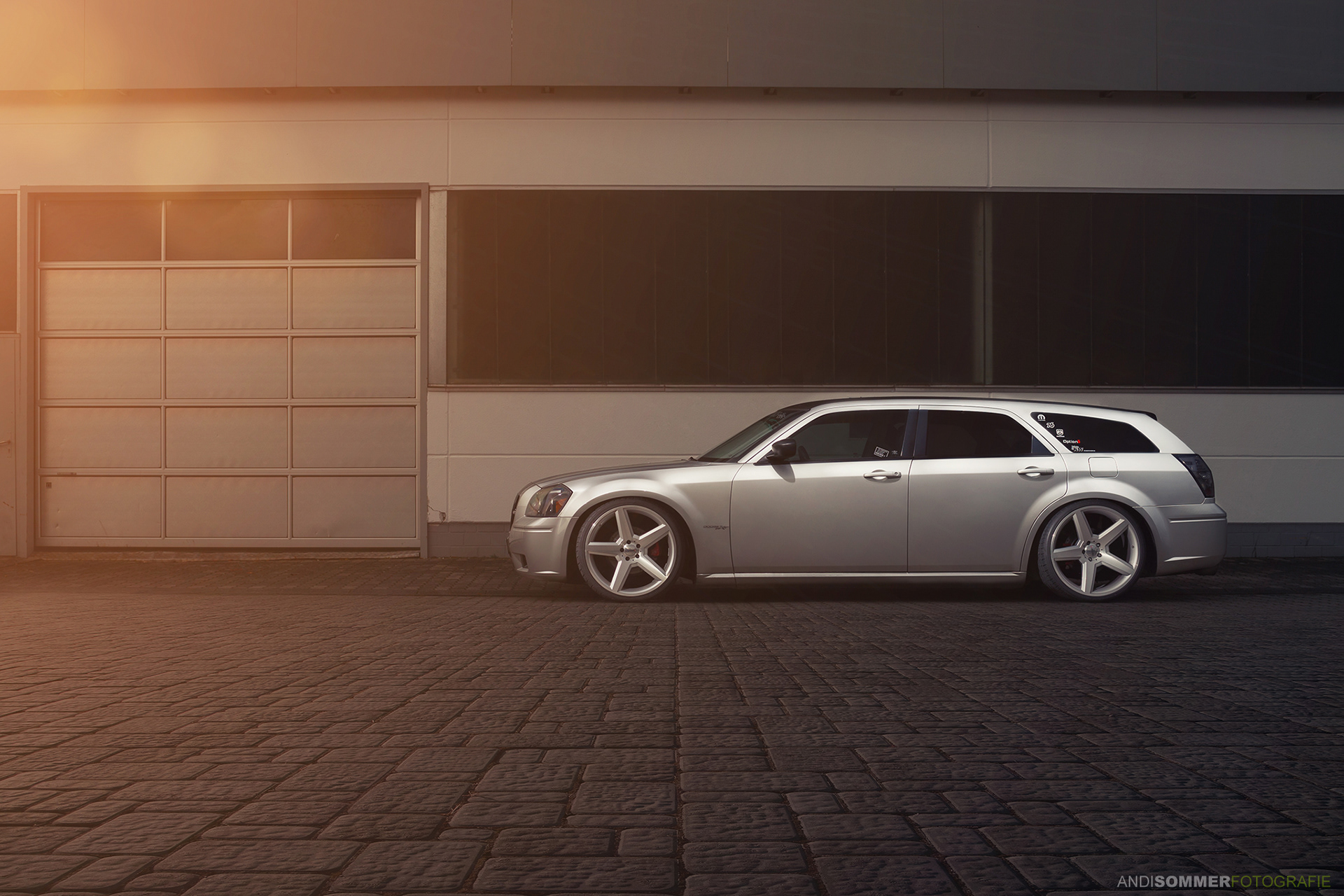 Dodge Magnum 2.7 SE