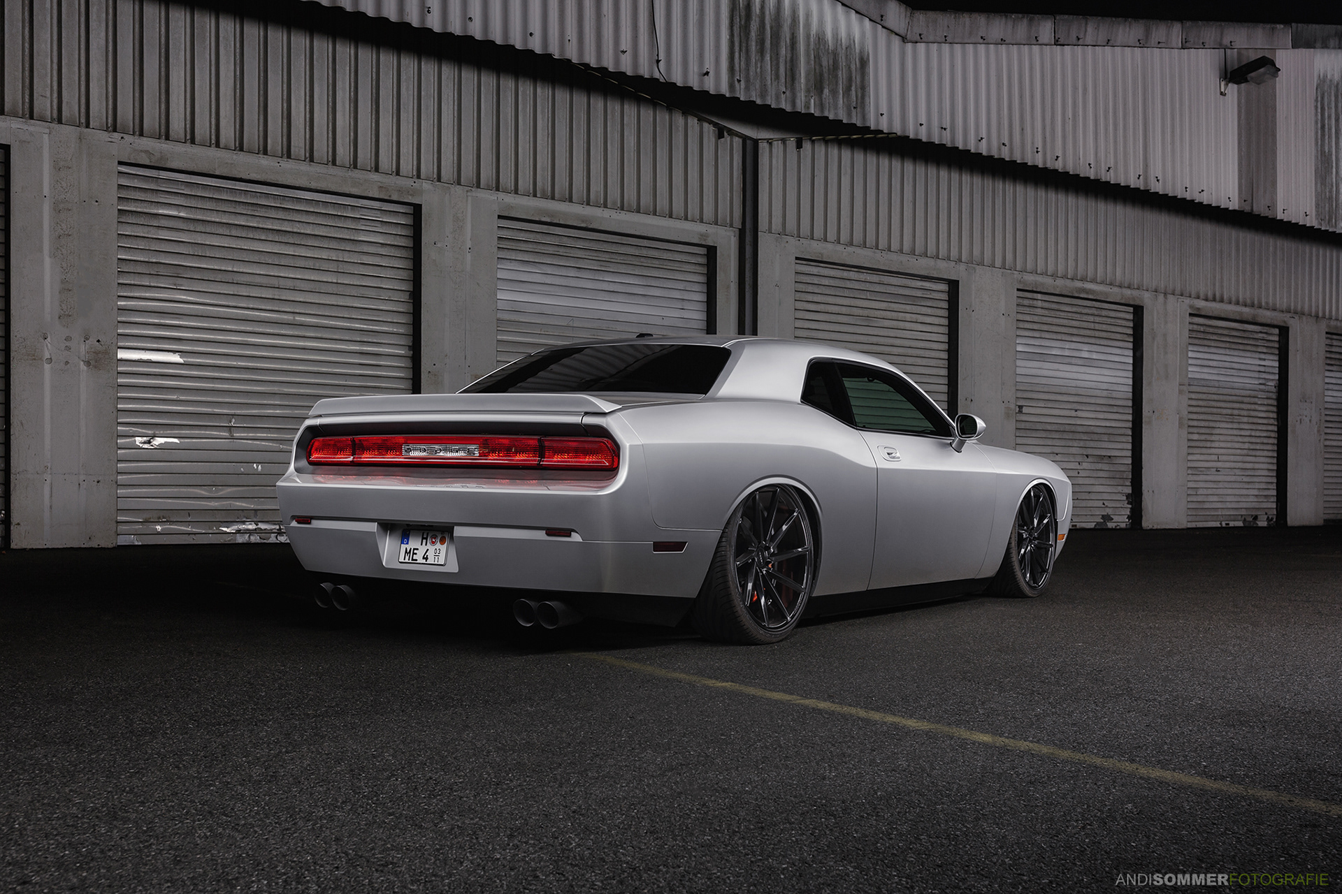 Dodge Challenger 6.1 HEMI SRT8