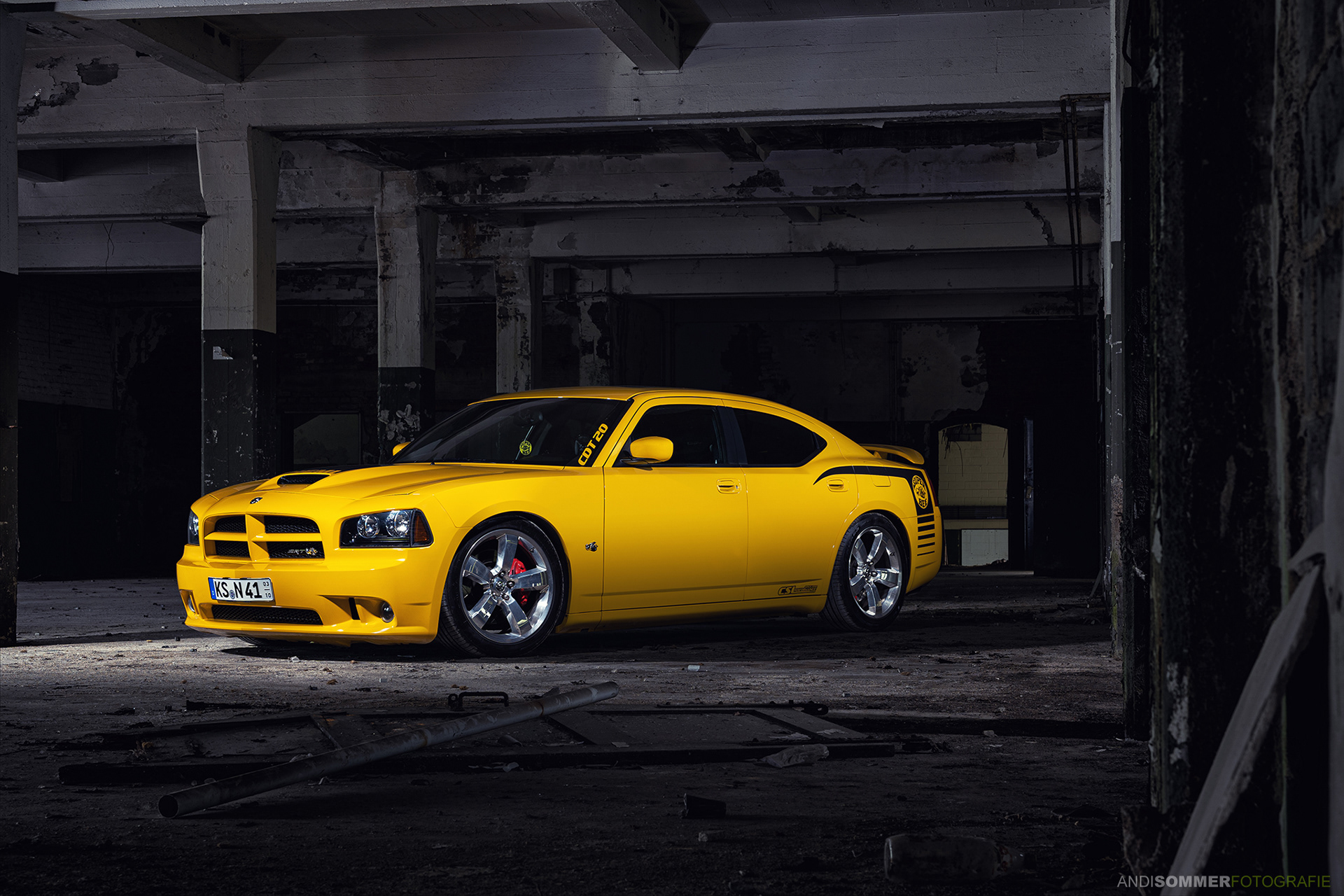 Dodge Charger 6.1 HEMI SRT8 SuperBee