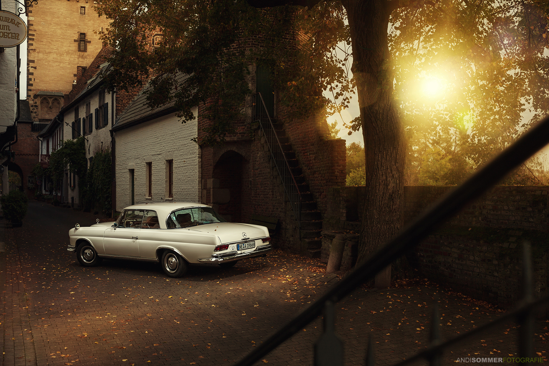 Mercedes-Benz 250 SE Coupé (W-111)