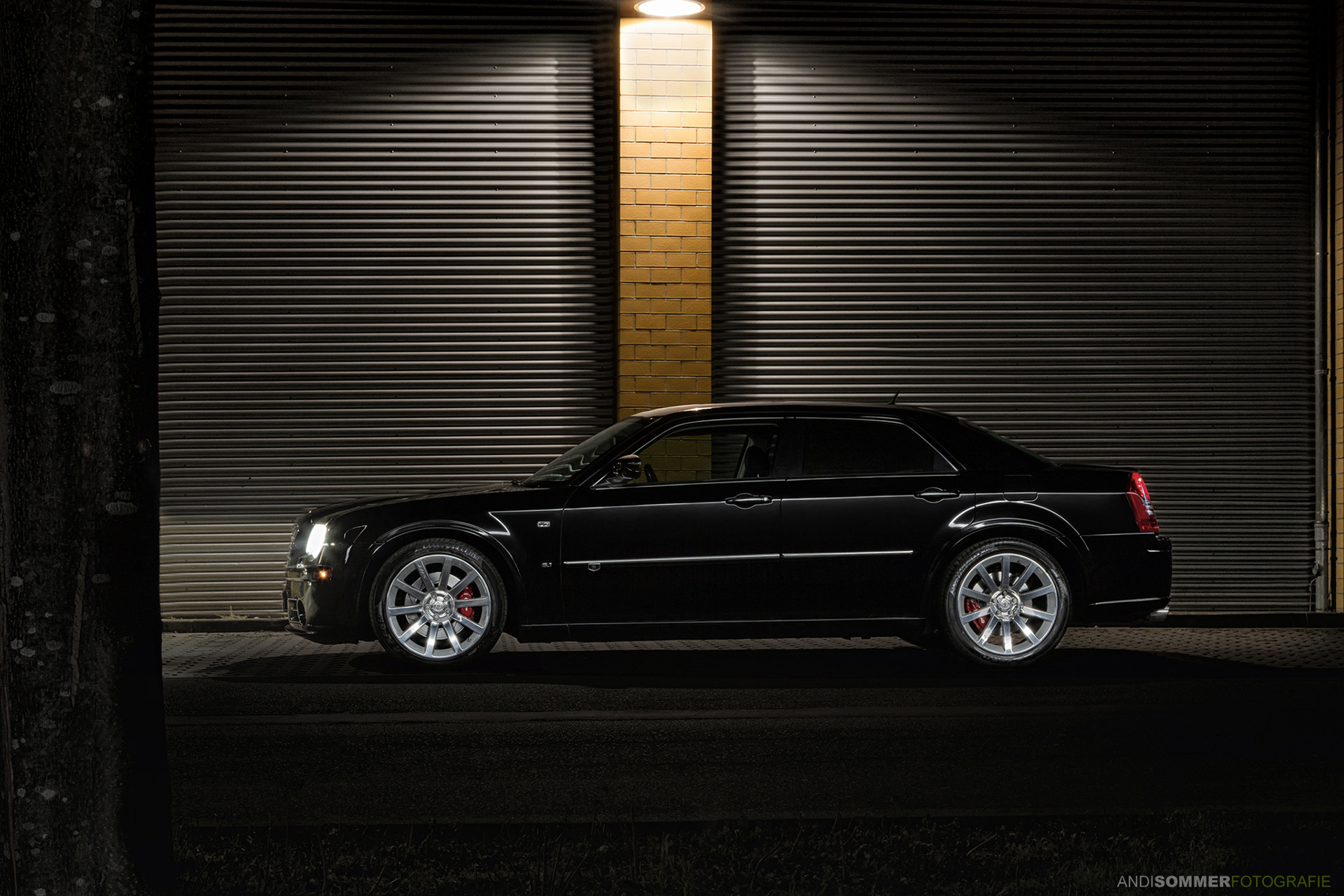 Chrysler 300C 6.1 HEMI SRT8