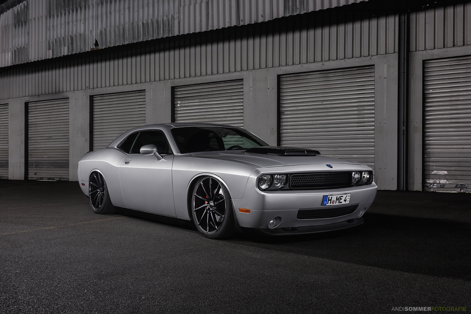 Dodge Challenger 6.1 HEMI SRT8