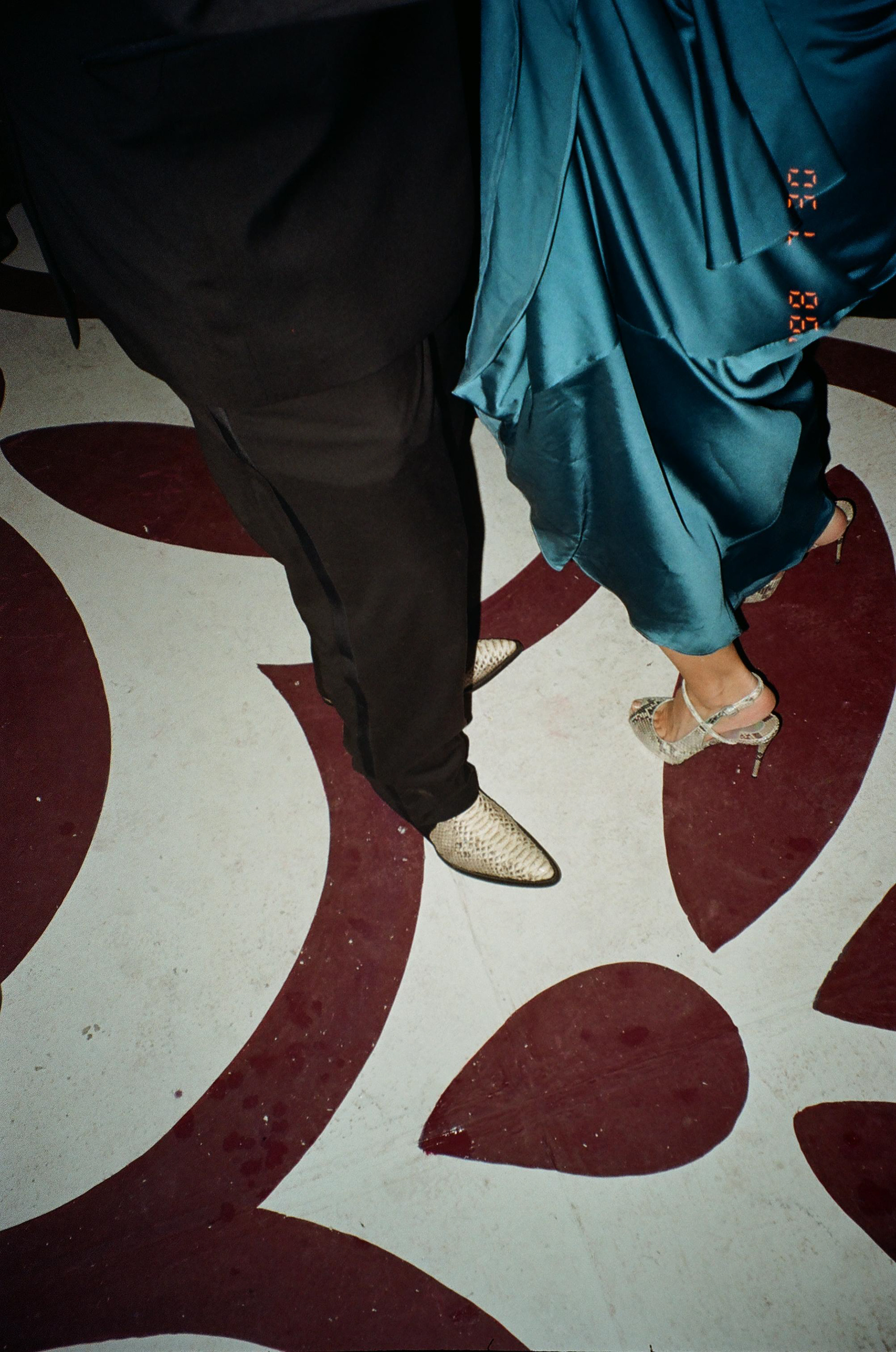 editorial-wedding-photography-abstract-Bluhr Project weddings 11