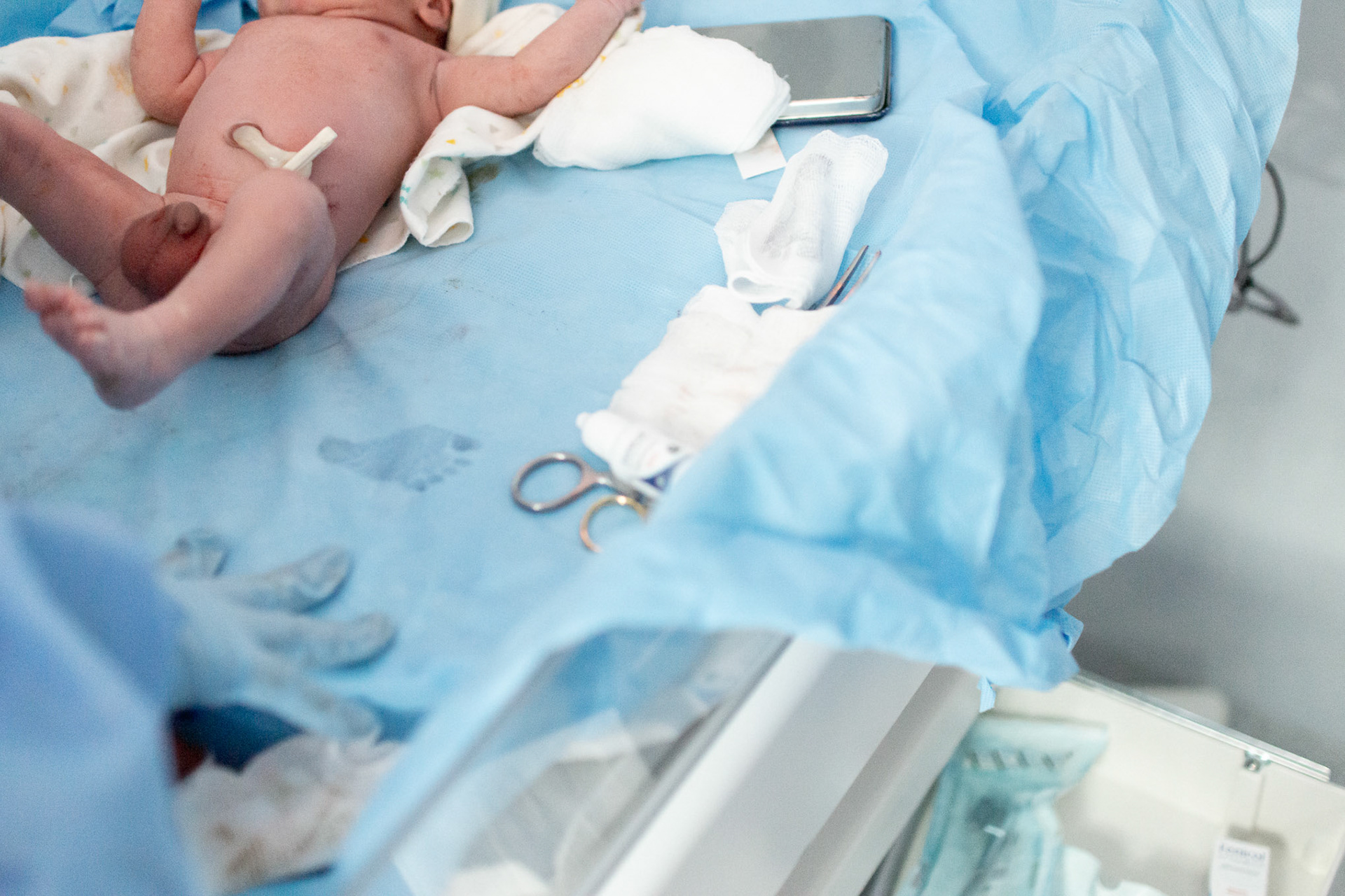 Didier Alberto Flores Gaytán, nació el 13 de enero de 2020 a las 5:29 horas con un peso de 2790 gramos y 49 cm de talla.

Apgar 8/9, capurro 39 semanas.