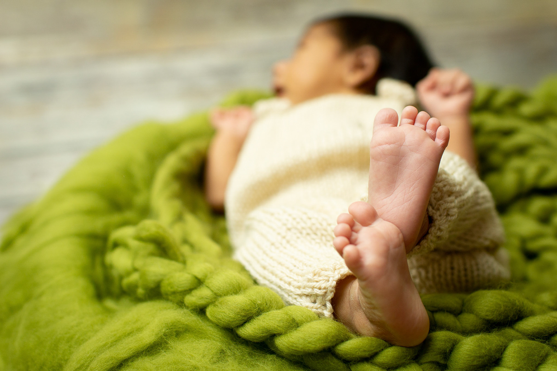 Sesión fotográfica de recién nacido para Aarón.