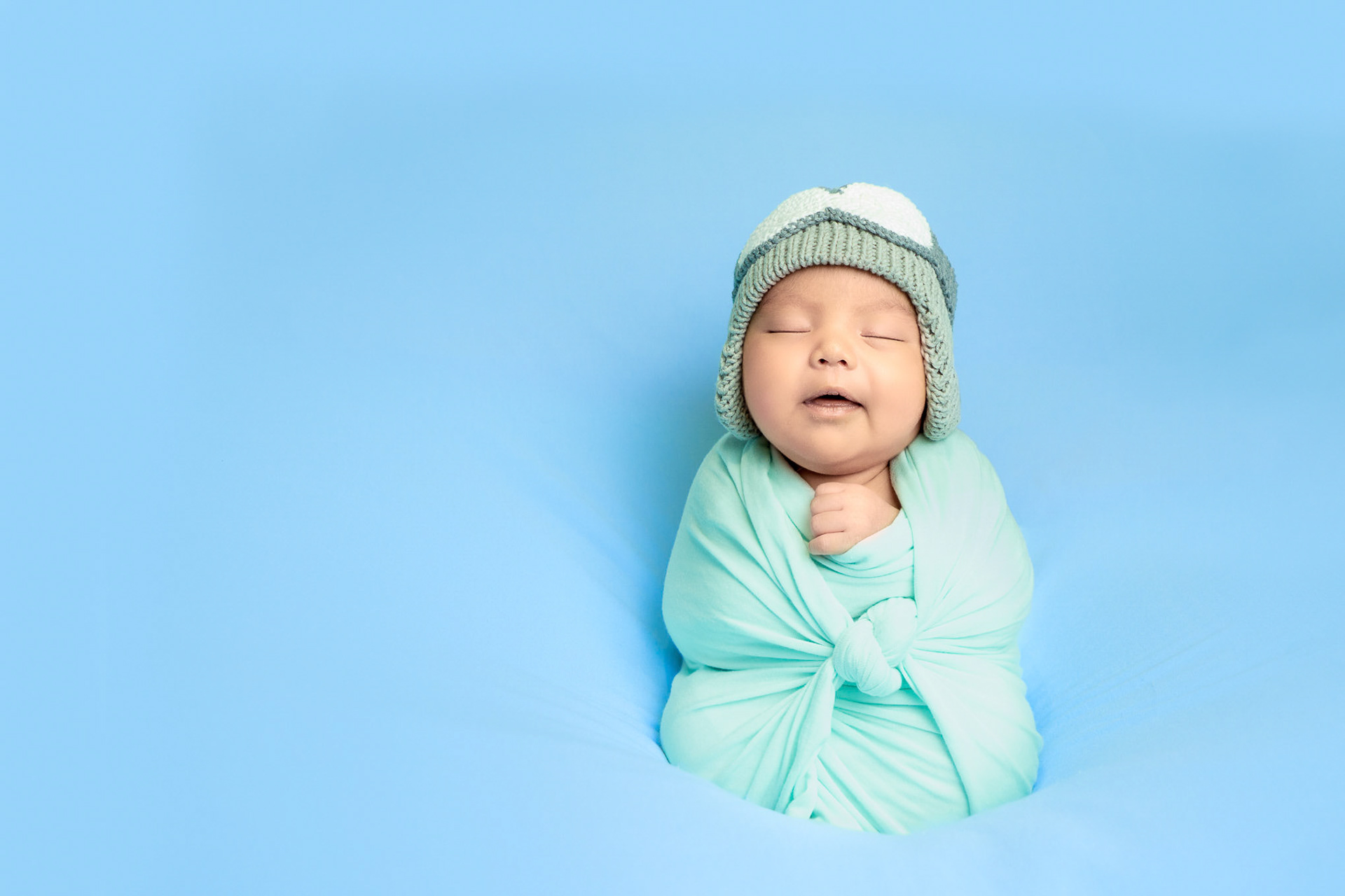 Sesión fotográfica de Leonardo Aarón a sus 13 días de nacido.