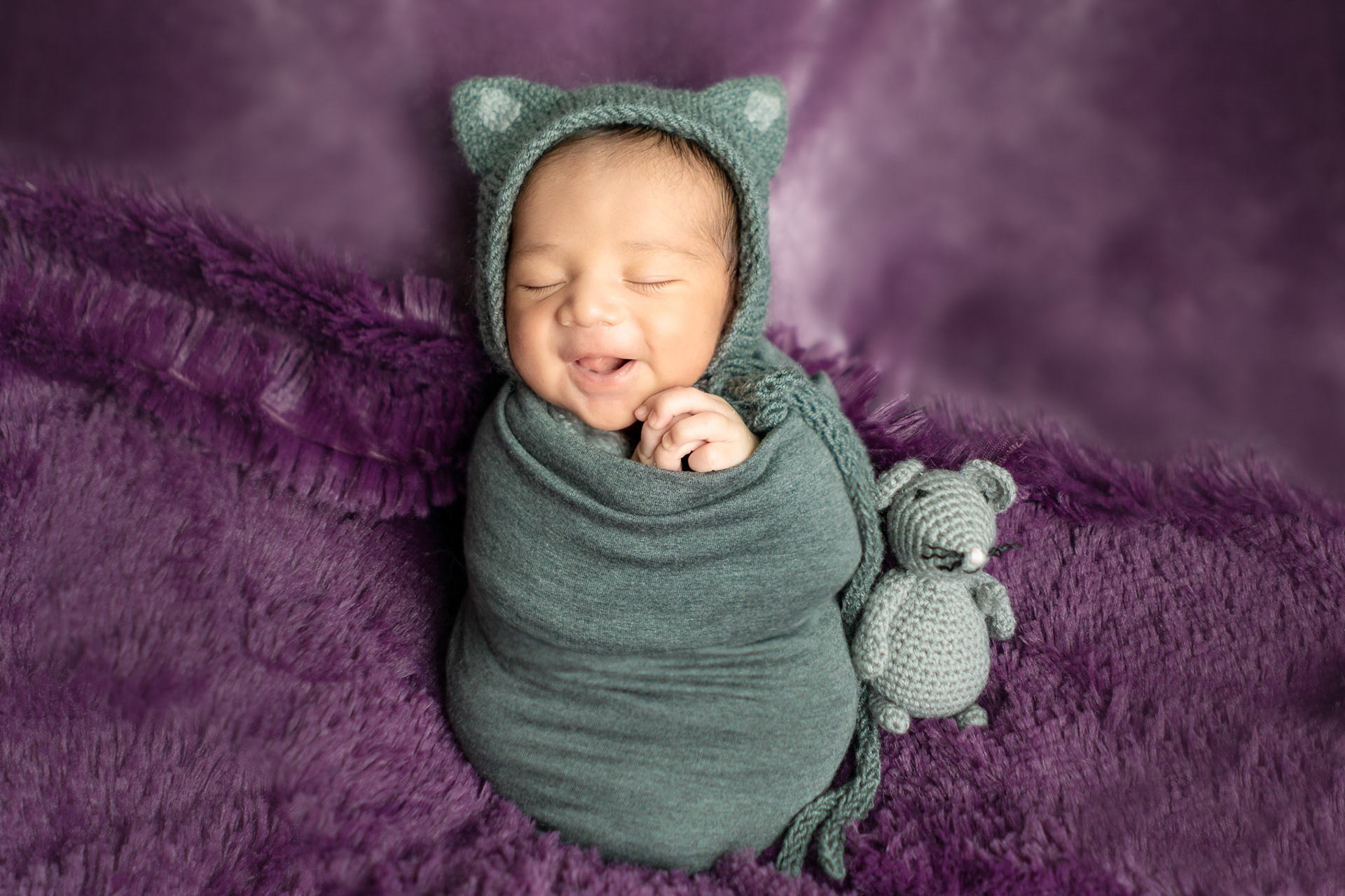 Sesión fotográfica de Recién Nacido (New Born) para Osmarc a sus 11 días de edad.