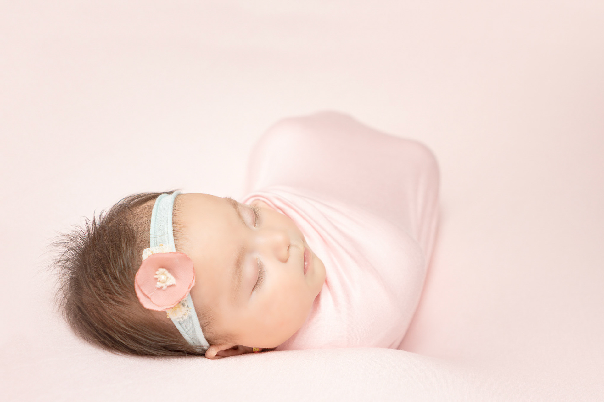 Sesión fotográfica de recién nacido (new born) para Miguel para María José