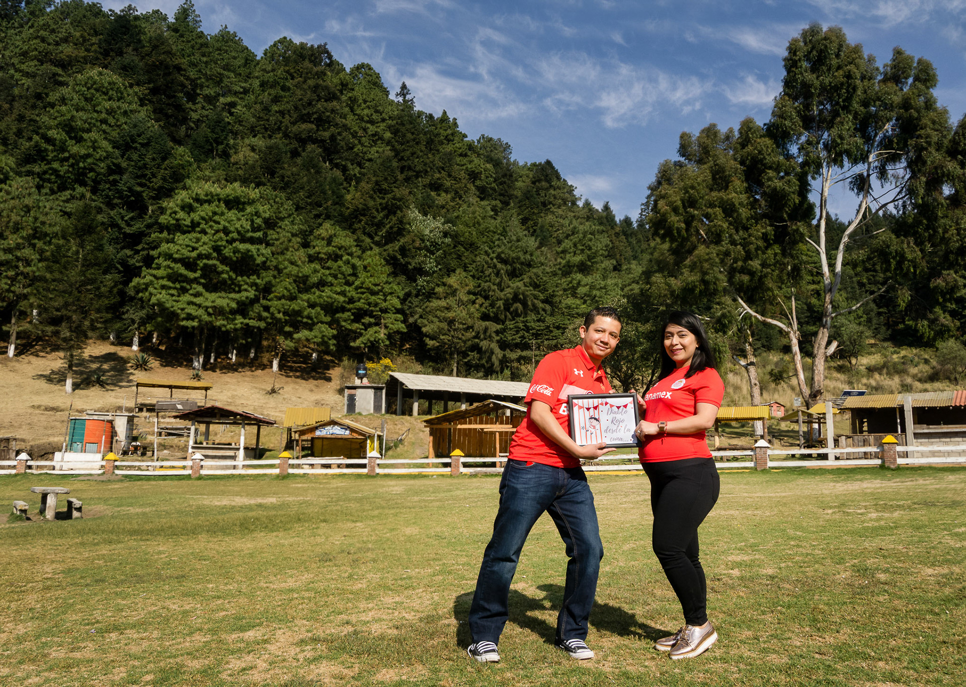 Sesión fotográfica de Sandy & Iván, maternidad en la marquesa.
