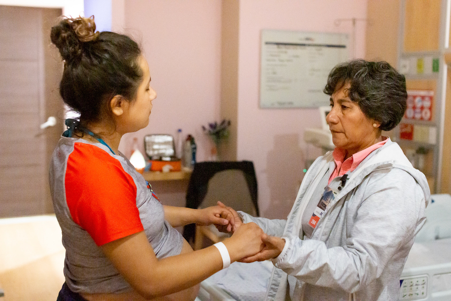 Didier Alberto Flores Gaytán, nació el 13 de enero de 2020 a las 5:29 horas con un peso de 2790 gramos y 49 cm de talla.

Apgar 8/9, capurro 39 semanas.