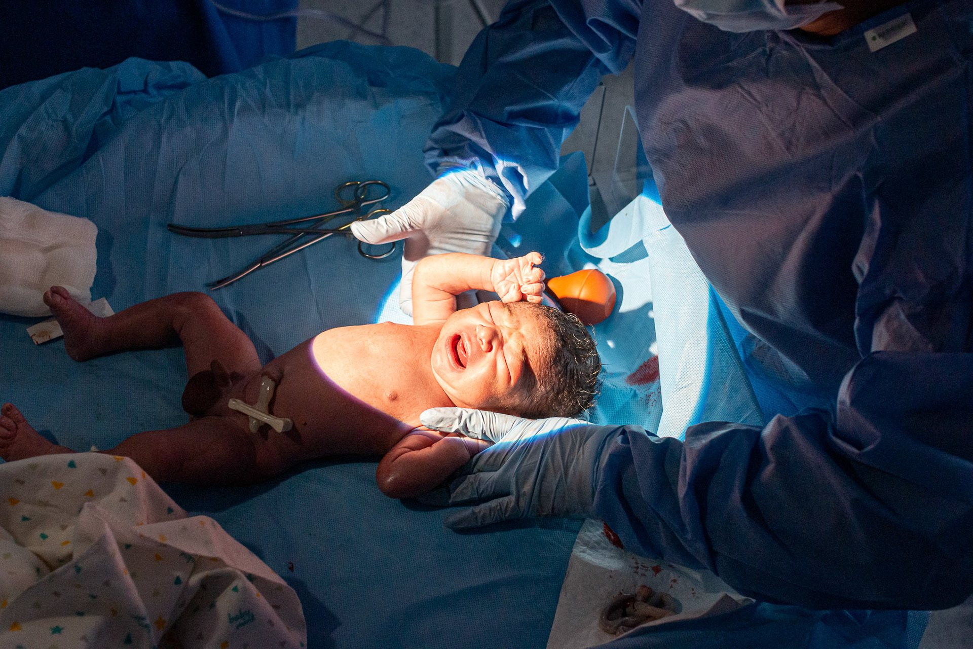 Didier Alberto Flores Gaytán, nació el 13 de enero de 2020 a las 5:29 horas con un peso de 2790 gramos y 49 cm de talla.

Apgar 8/9, capurro 39 semanas.