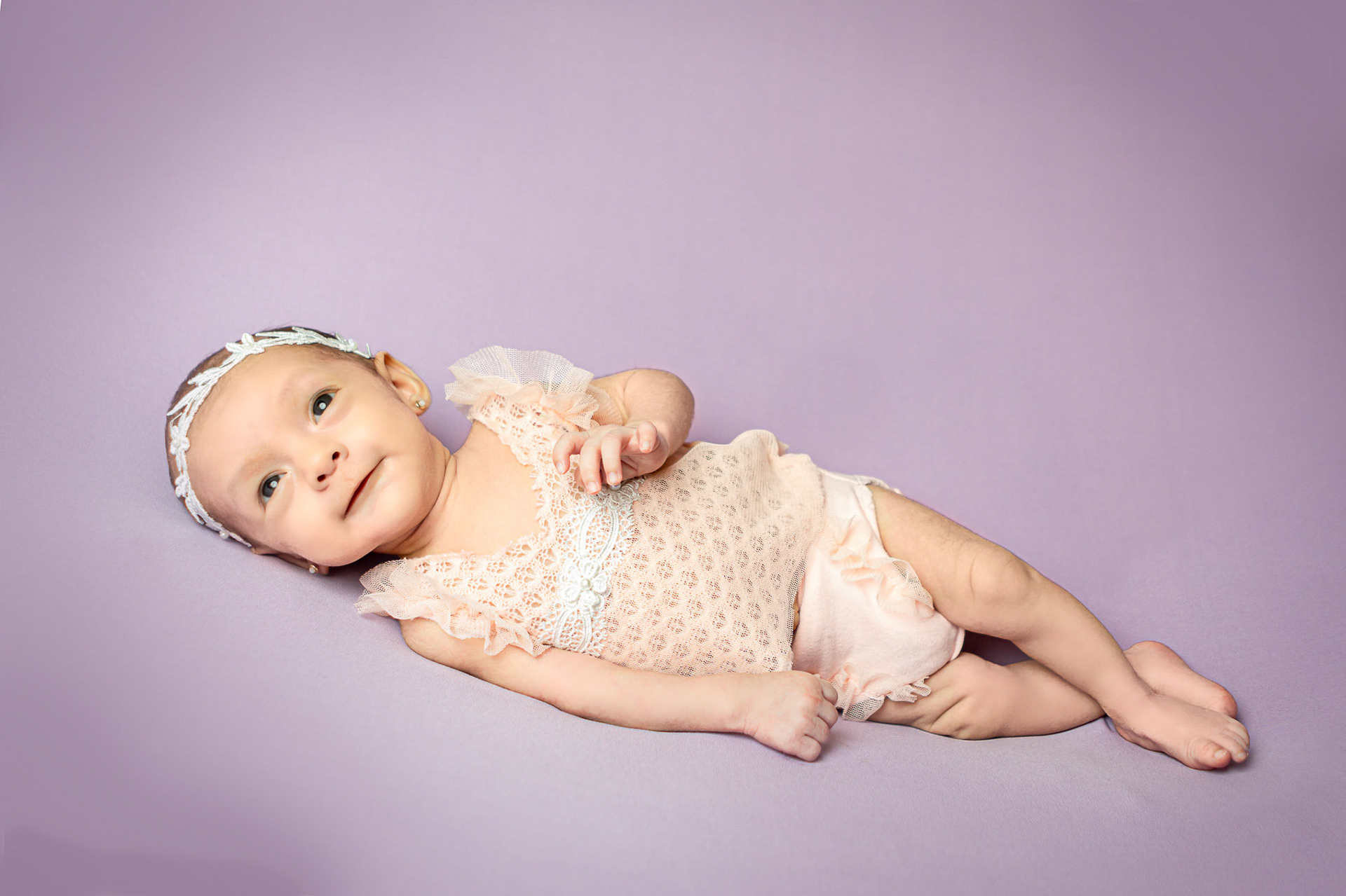 Sesión Fotográfica de Recién Nacido (New Born) para María José