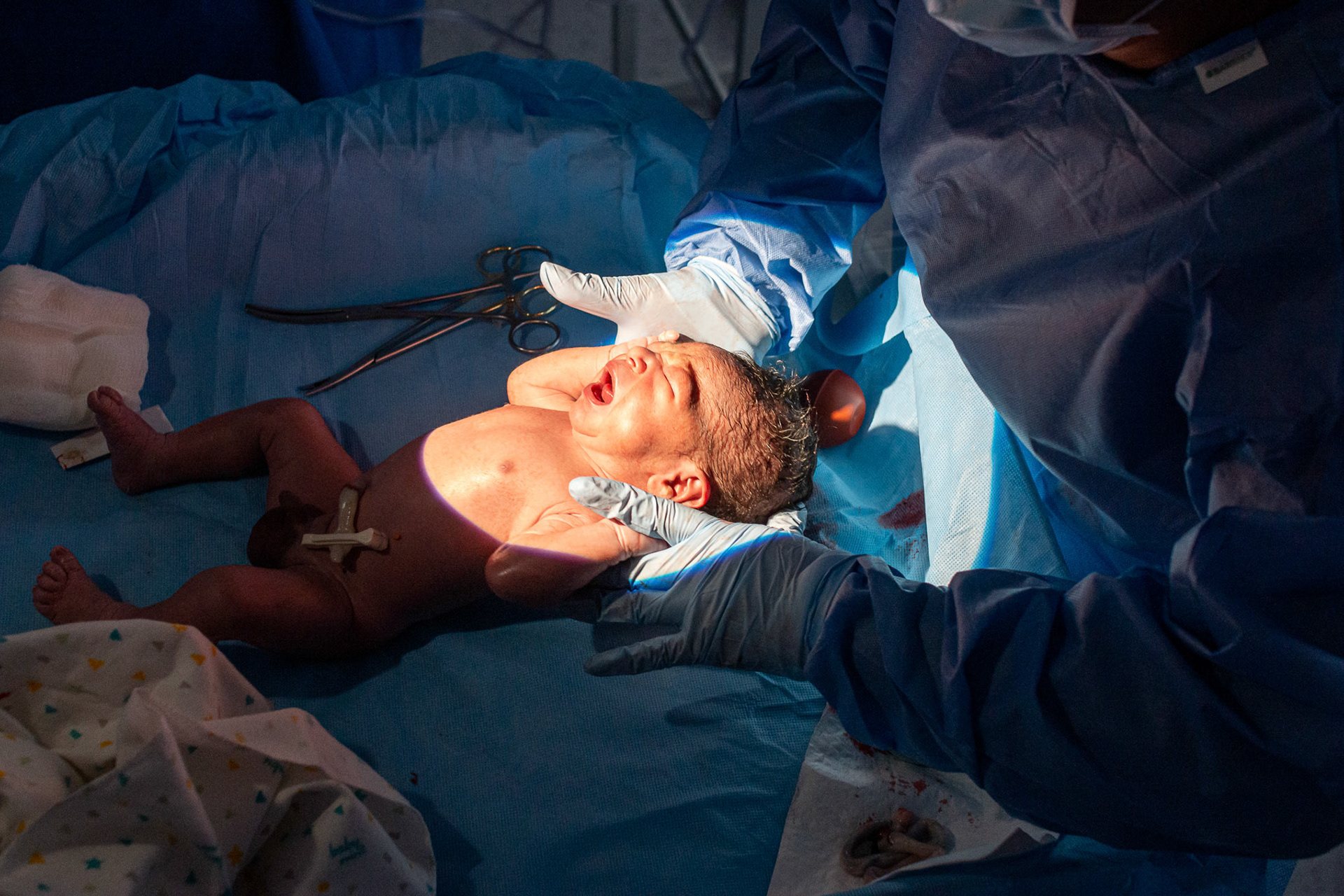 Didier Alberto Flores Gaytán, nació el 13 de enero de 2020 a las 5:29 horas con un peso de 2790 gramos y 49 cm de talla.

Apgar 8/9, capurro 39 semanas.