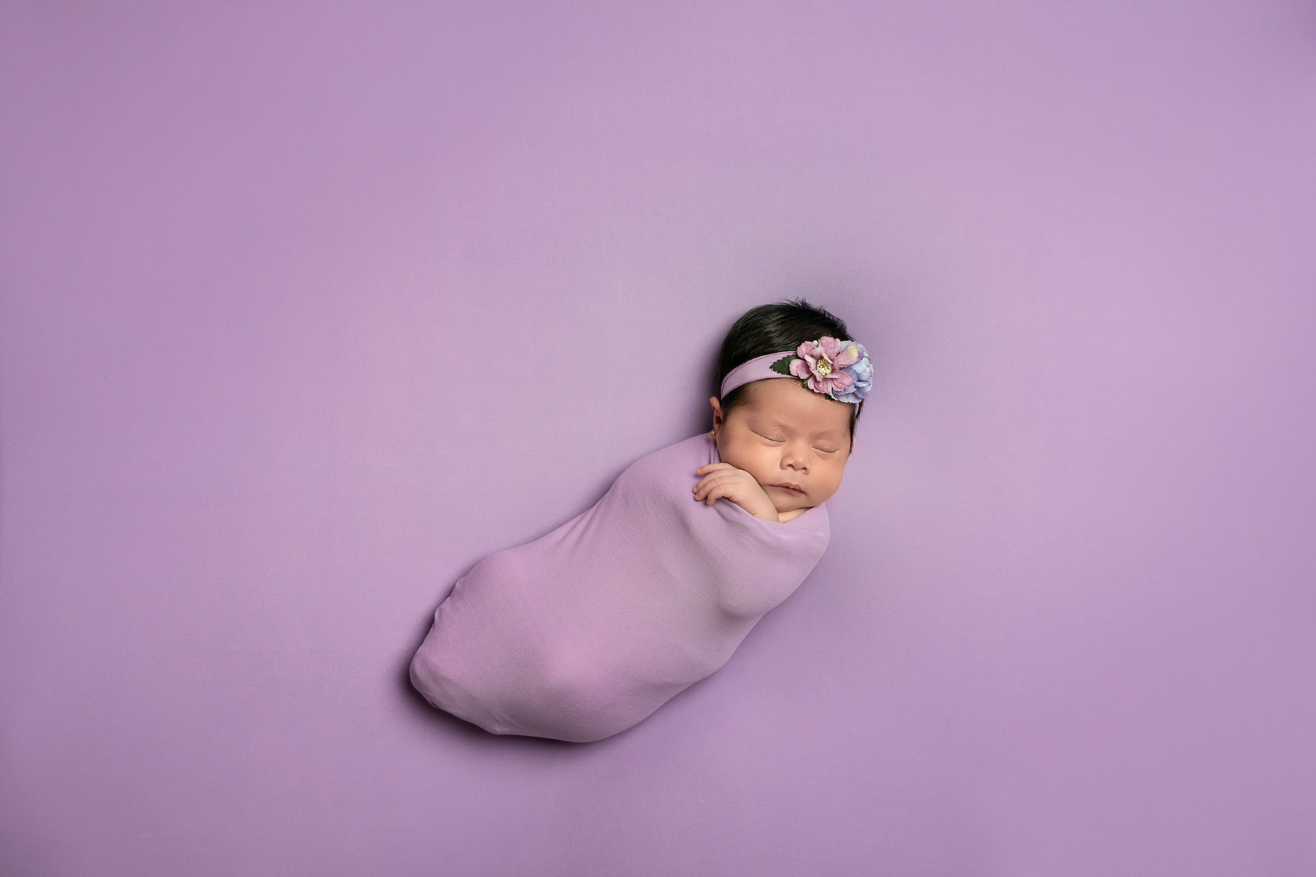 Sesión fotográfica de Recién Nacido (New Born) para Mía Alessandra.