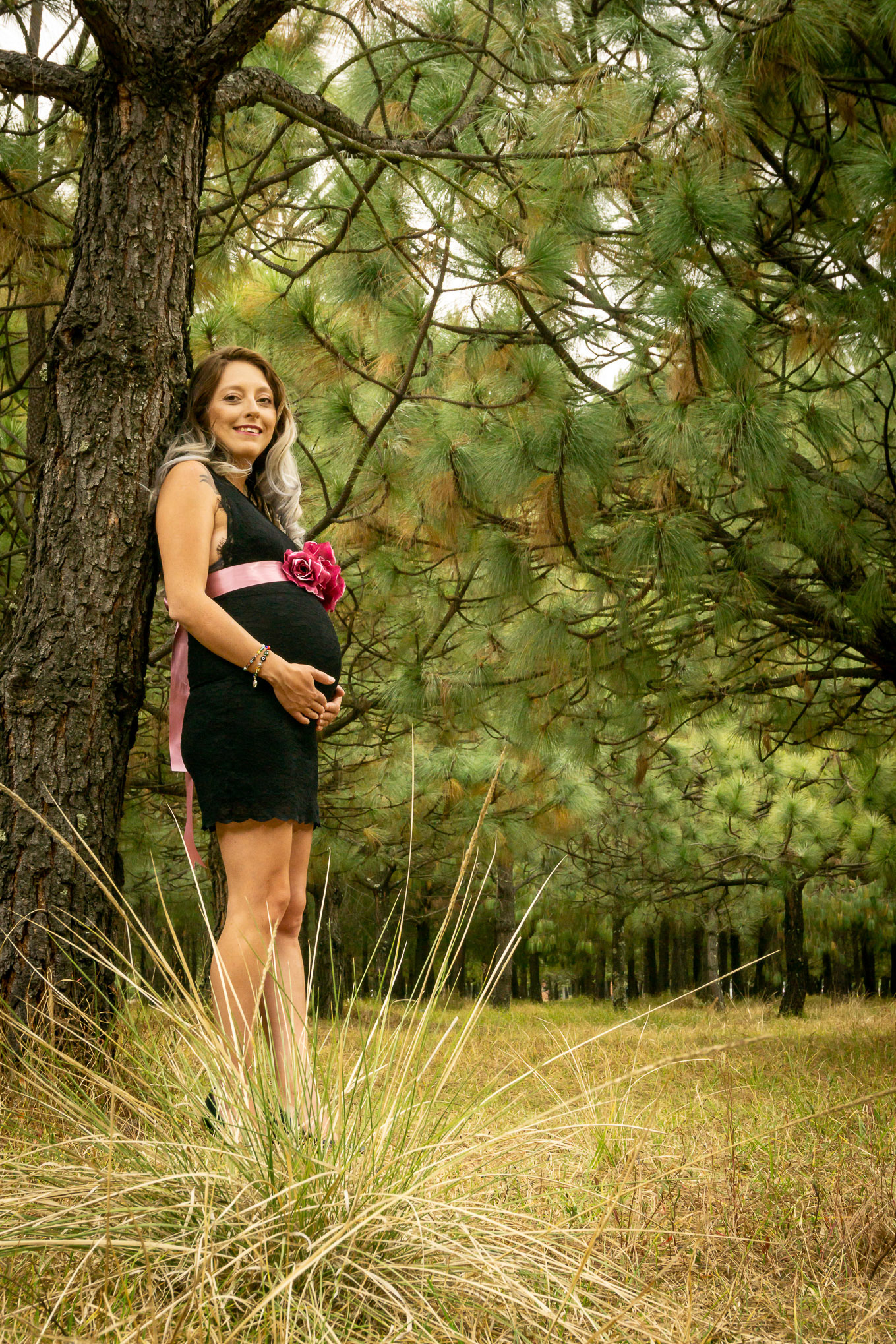 Sesión fotográfica de embarazo para la familia de Nallely