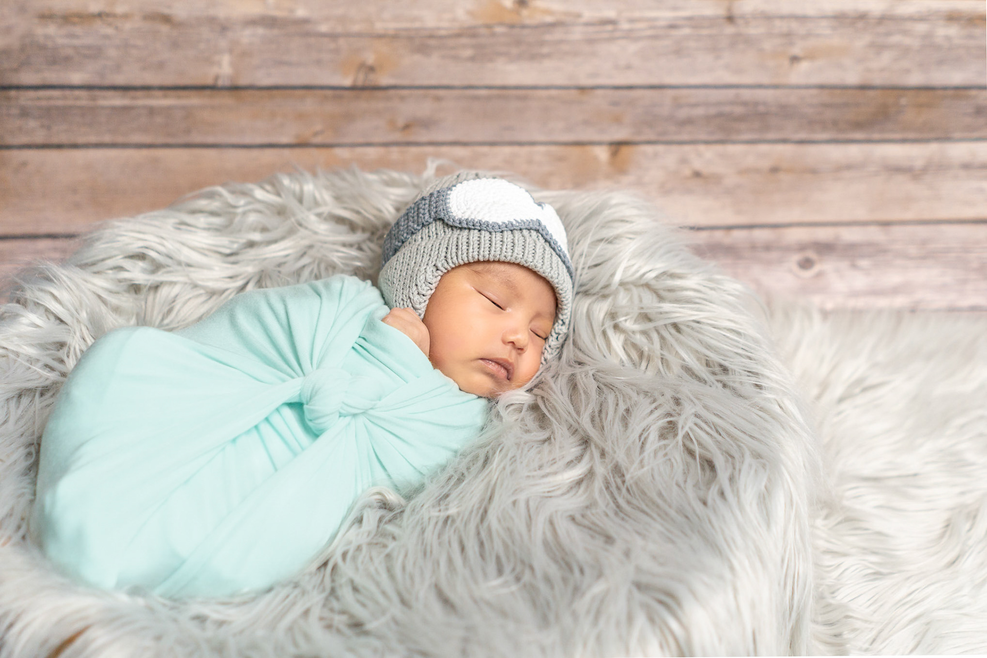 Sesión fotográfica de Leonardo Aarón a sus 13 días de nacido.