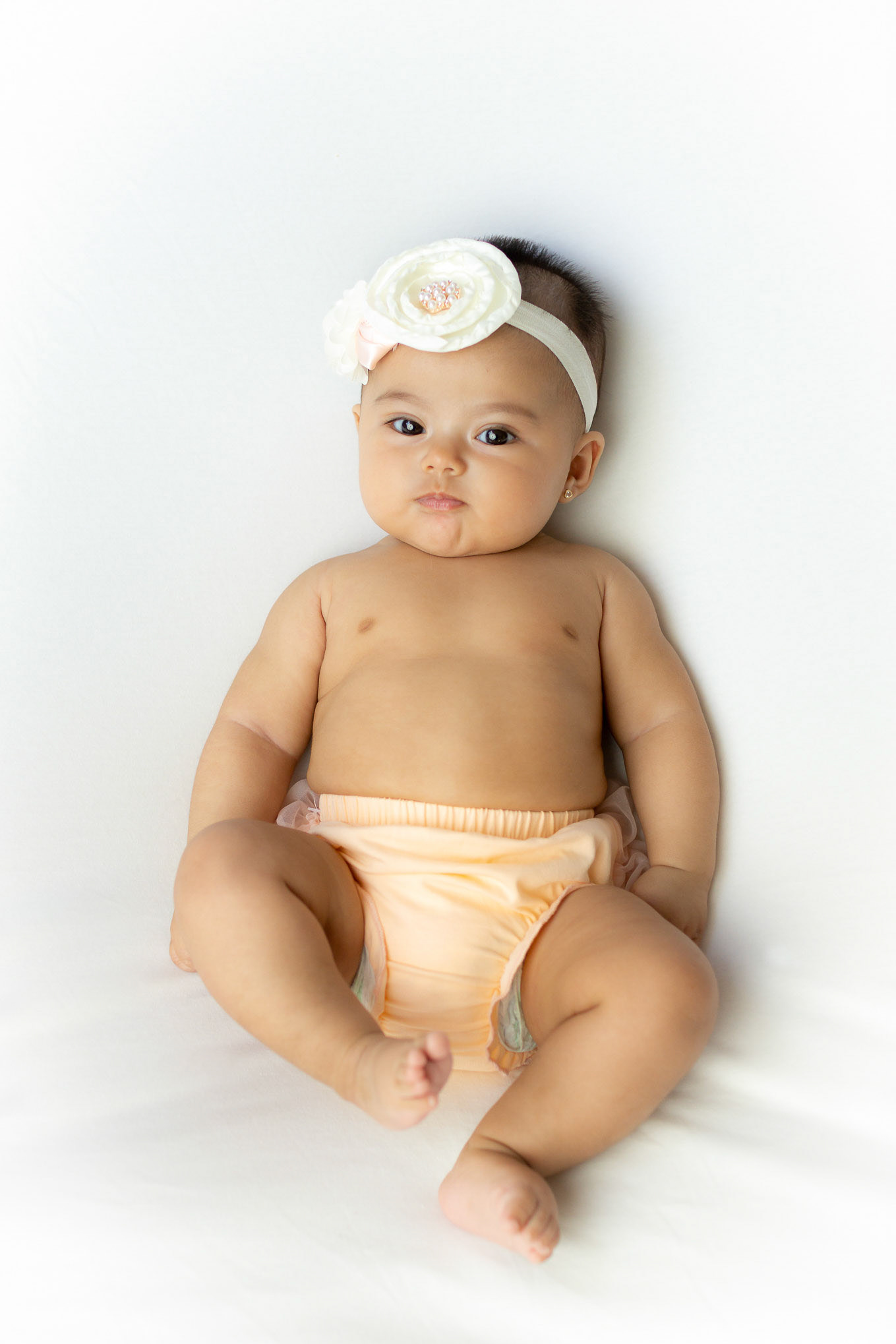 Sesión de recién nacido para Dana Valentina a sus 3 meses de edad.