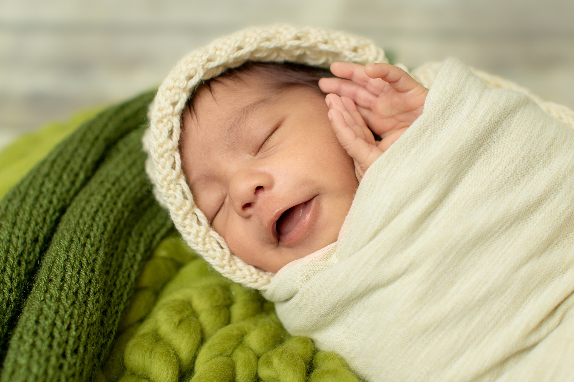 Sesión fotográfica de recién nacido (New Born) para Aaron