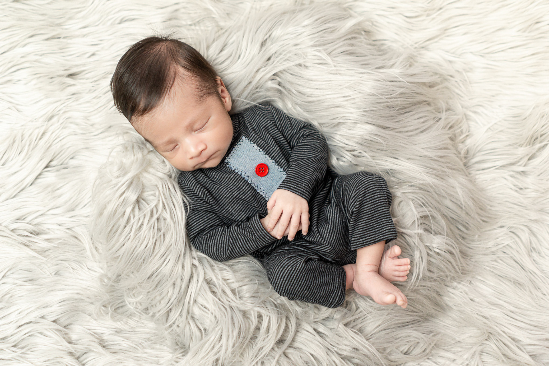 Sesión fotográfica de recién nacido para Victor Daniel.