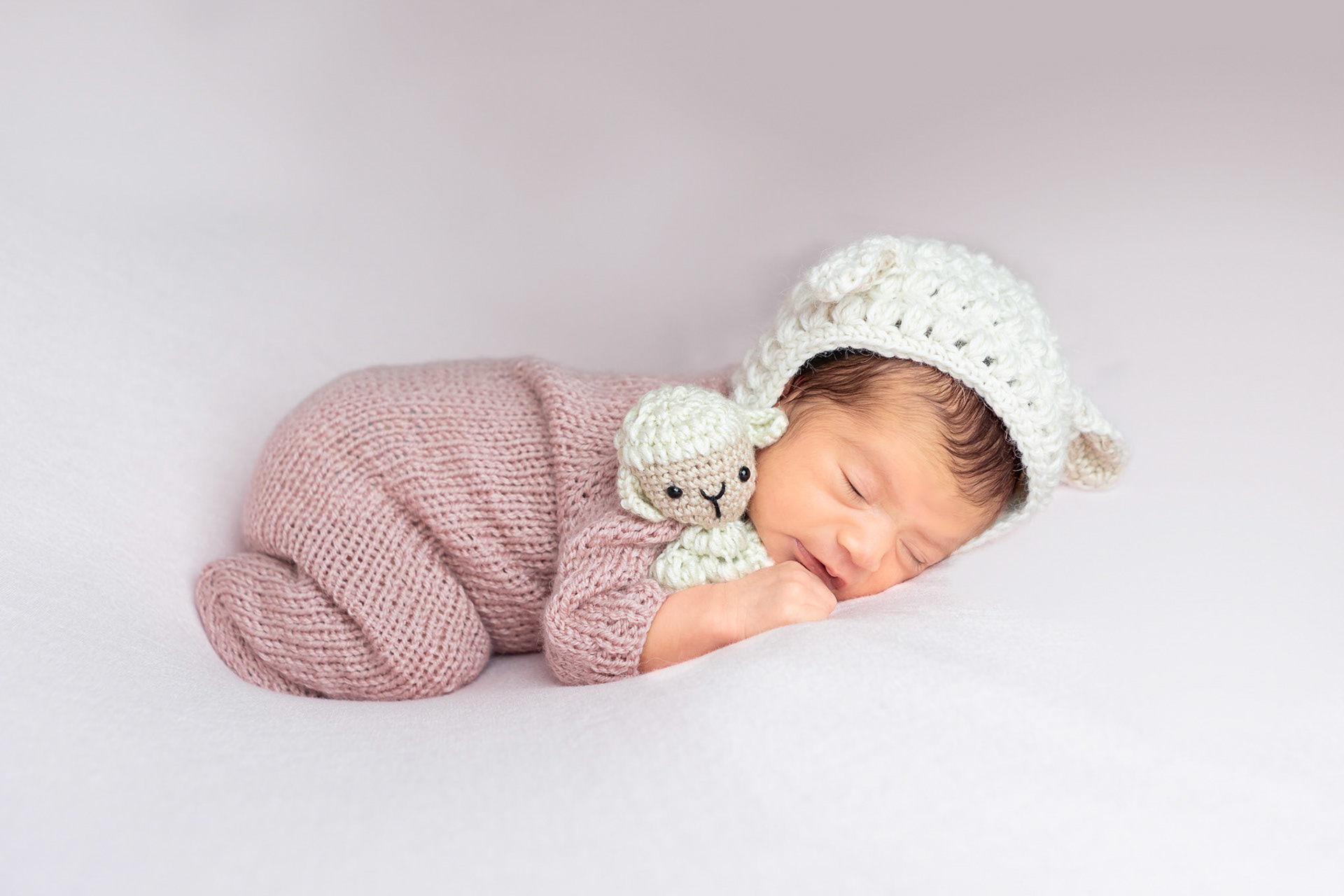 Sesión fotográfica de Recién Nacido (New Born) para Mariana.