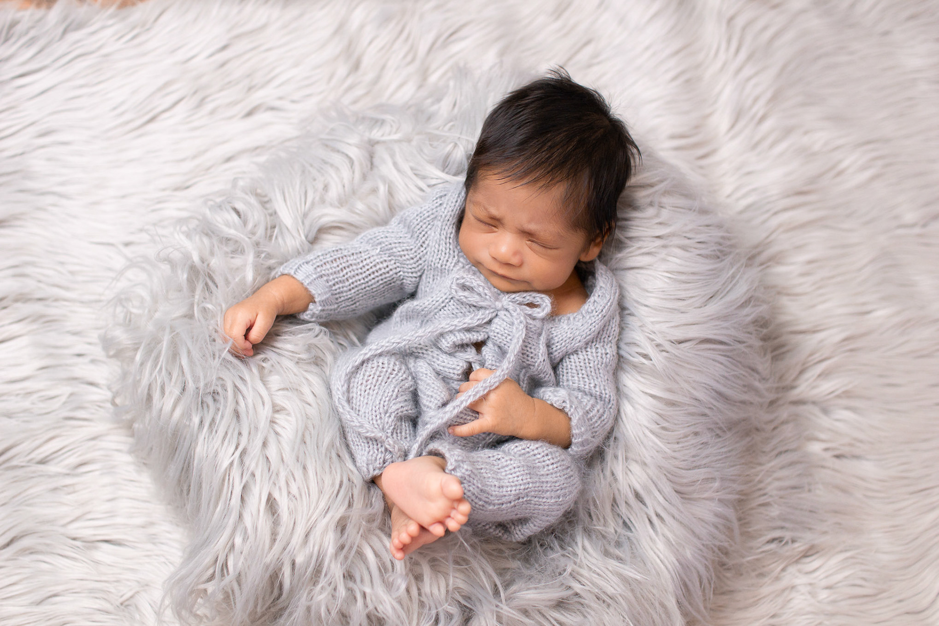 Sesión fotográfica de recién nacido (New Born) para Aaron