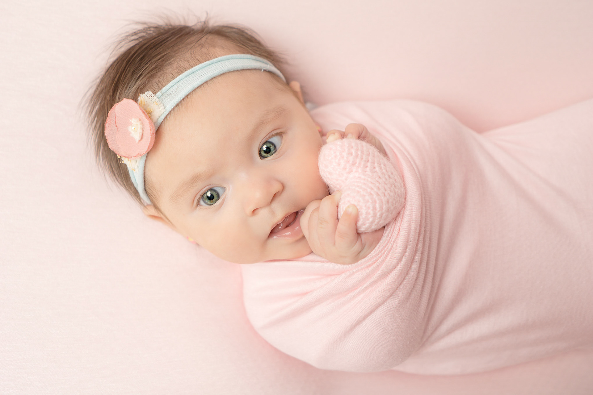 Sesión fotográfica de recién nacido (new born) para Miguel para María José