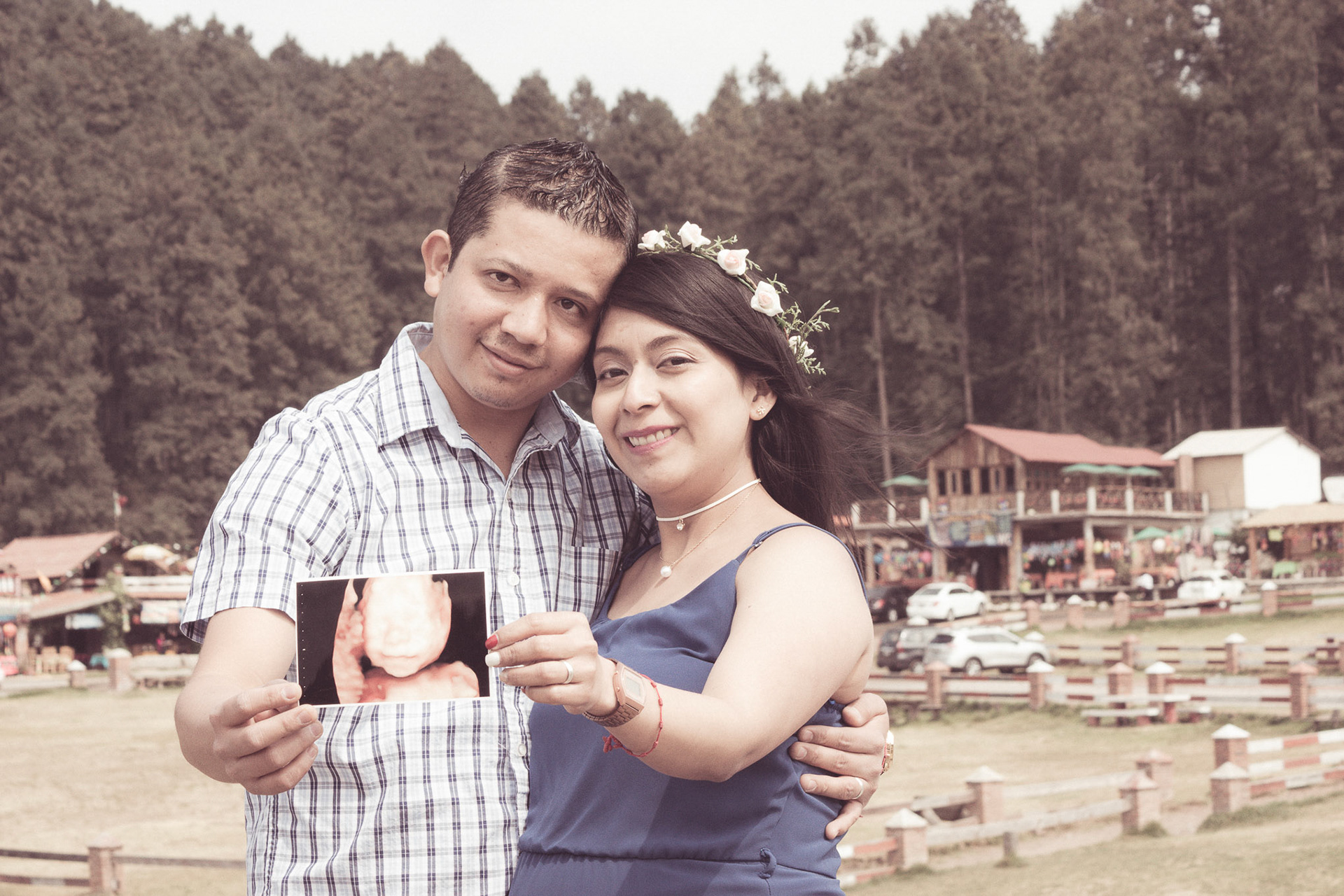 Sesión fotográfica de Sandy & Iván, maternidad en la marquesa.