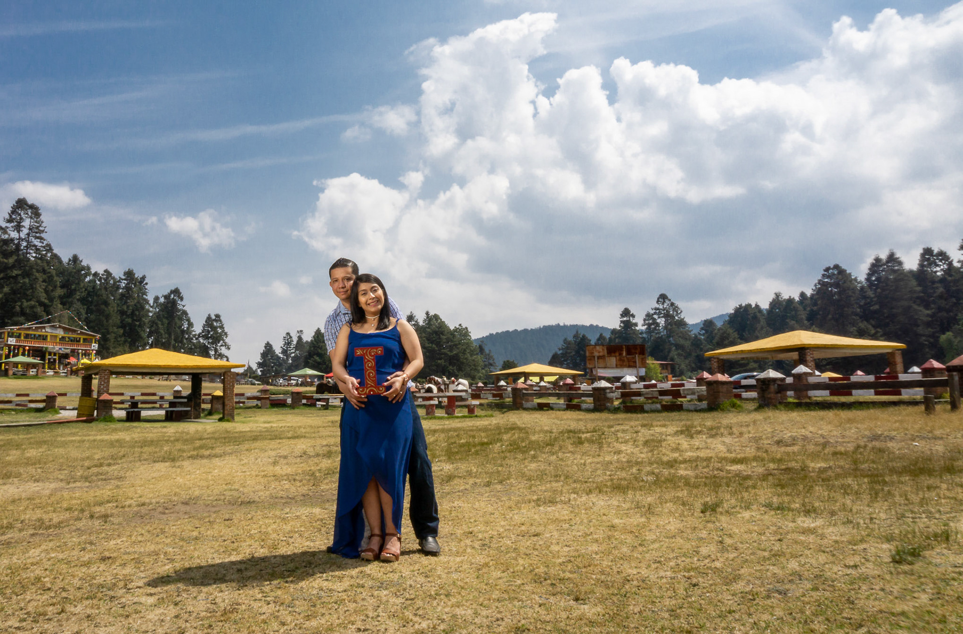 Sesión fotográfica de Sandy & Iván, maternidad en la marquesa.