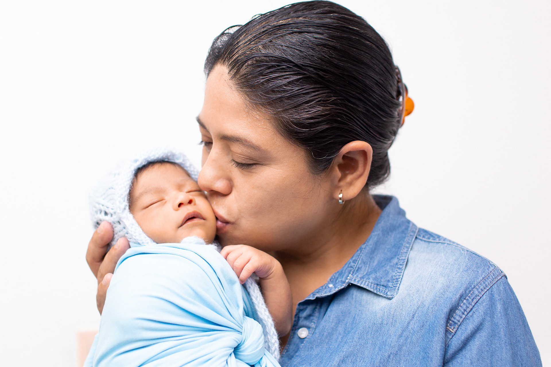 Sesión fotográfica de recién nacido (New Born) para Aaron